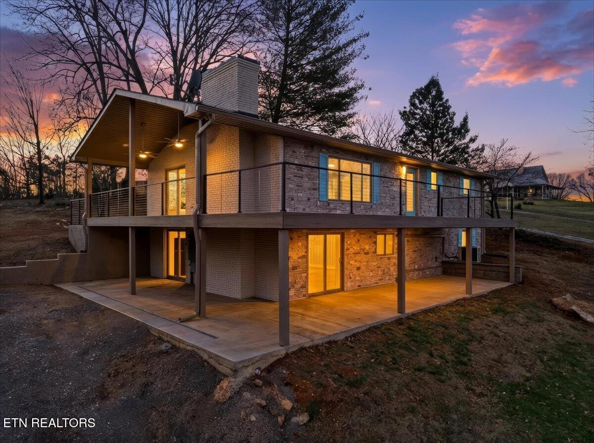 743 Garrett Road Dandridge TN 37725