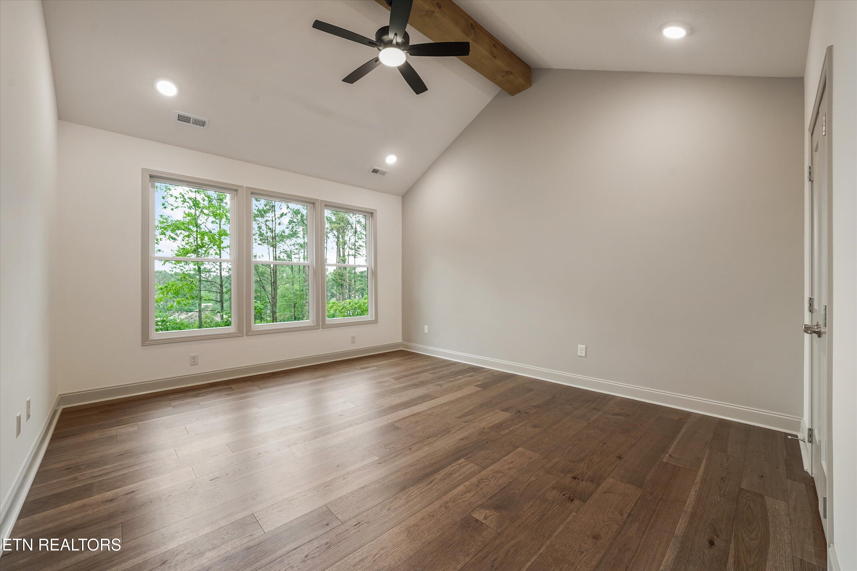 222 Mialaquo Circle Loudon TN 37774