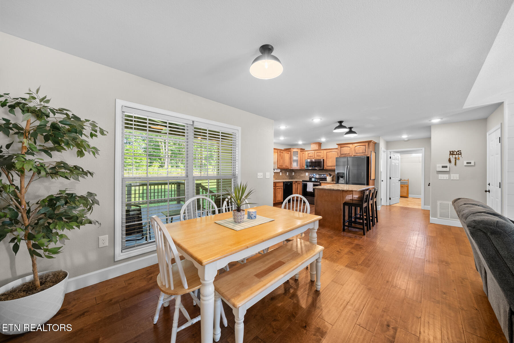 3306 Muddy Pond Road Monterey TN 38574