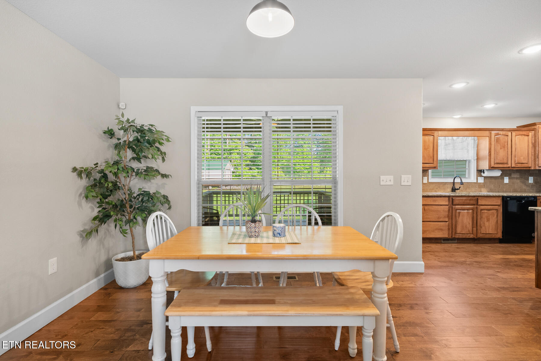 3306 Muddy Pond Road Monterey TN 38574