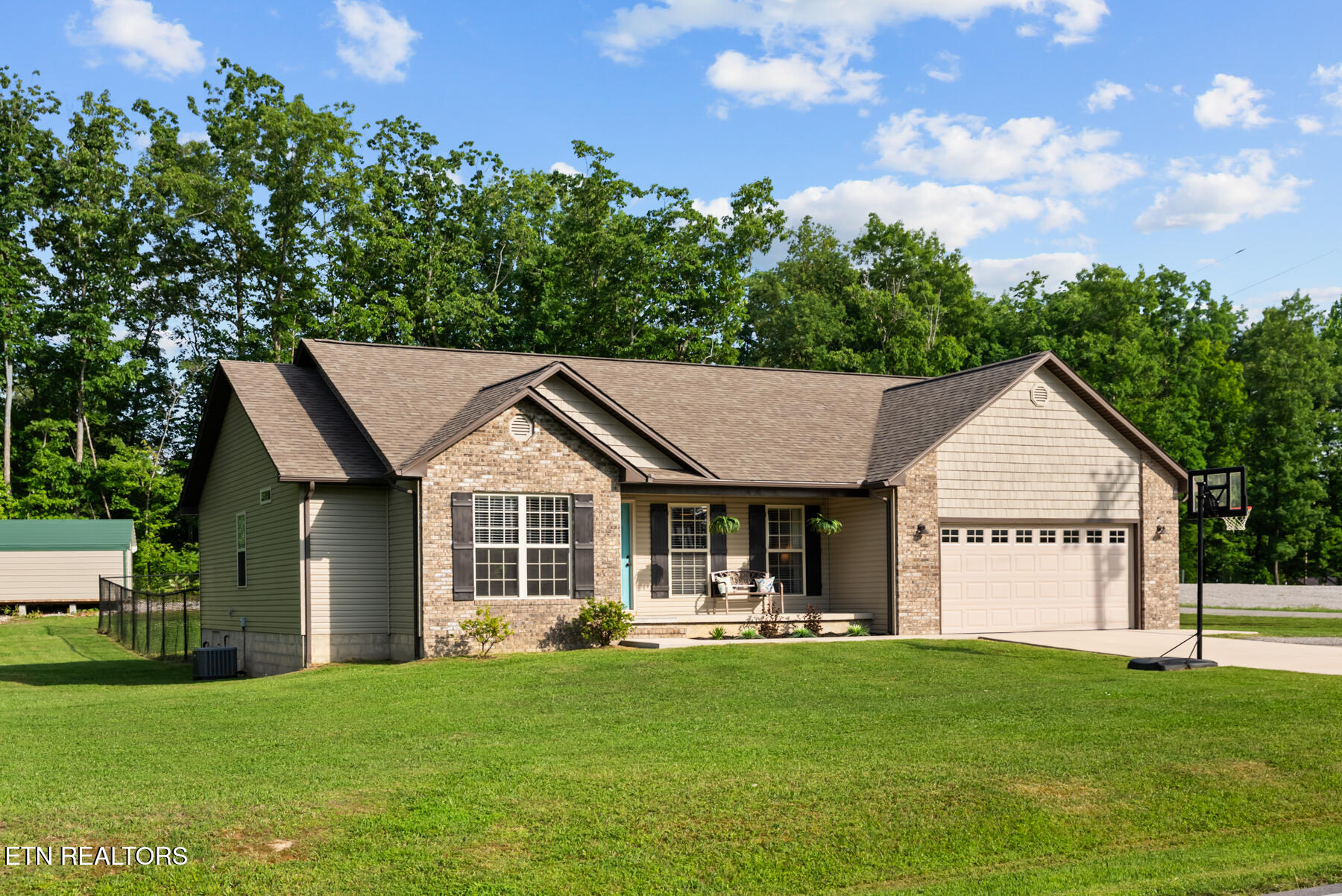 3306 Muddy Pond Road Monterey TN 38574