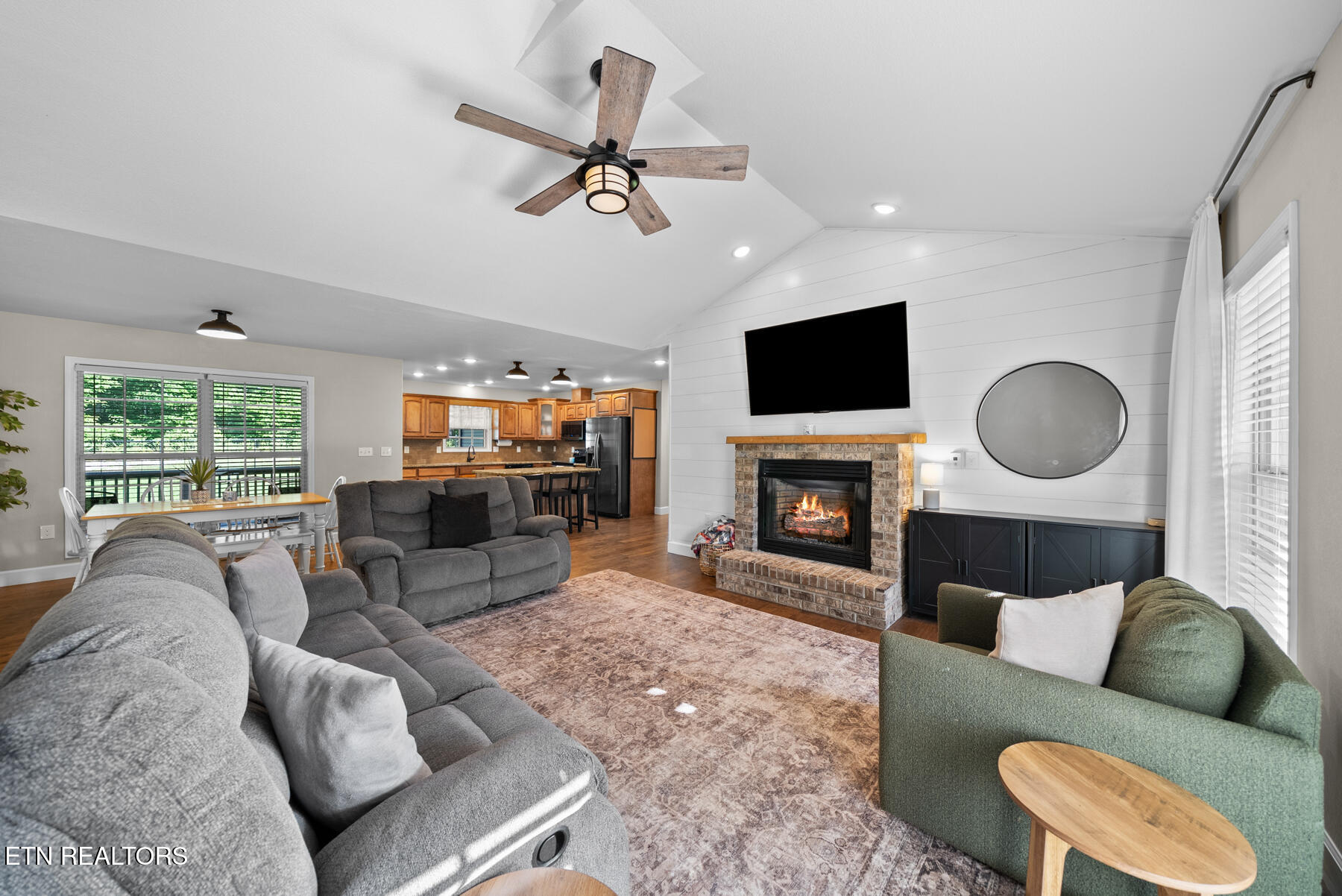 3306 Muddy Pond Road Monterey TN 38574