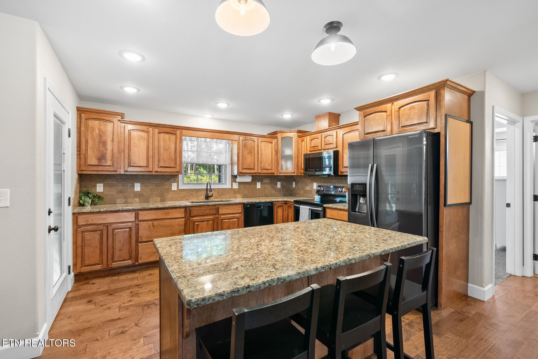 3306 Muddy Pond Road Monterey TN 38574