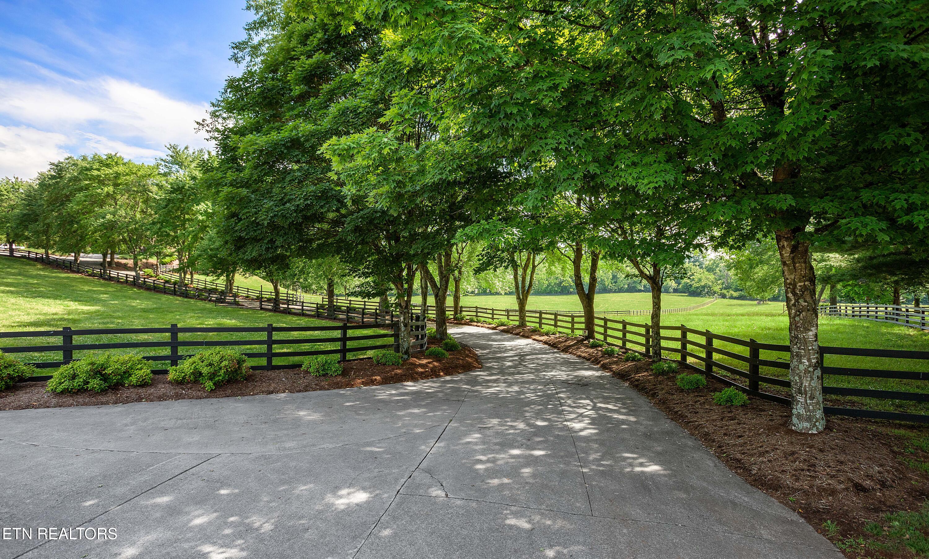 807 S Peters Road Knoxville TN 37922