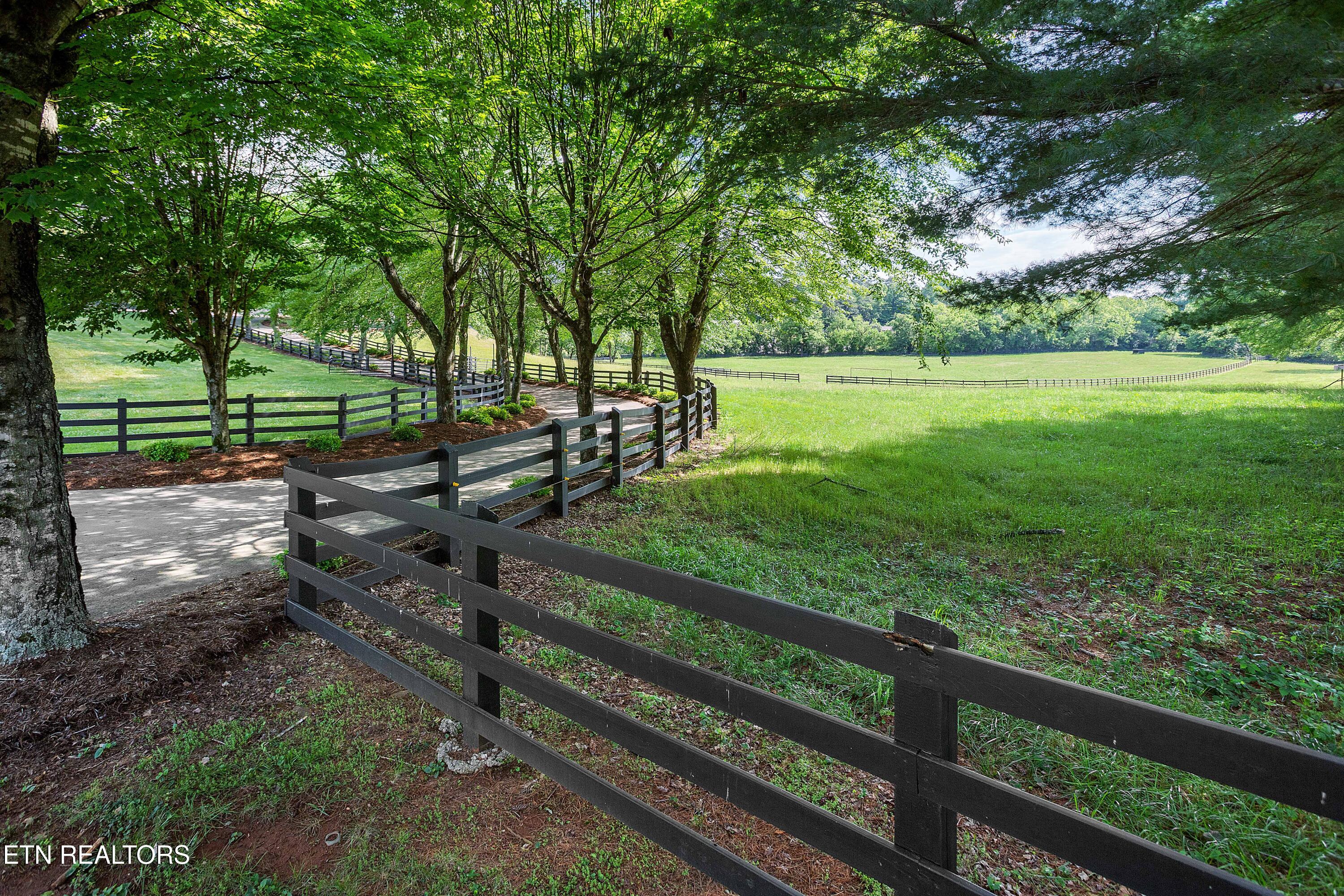 807 S Peters Road Knoxville TN 37922