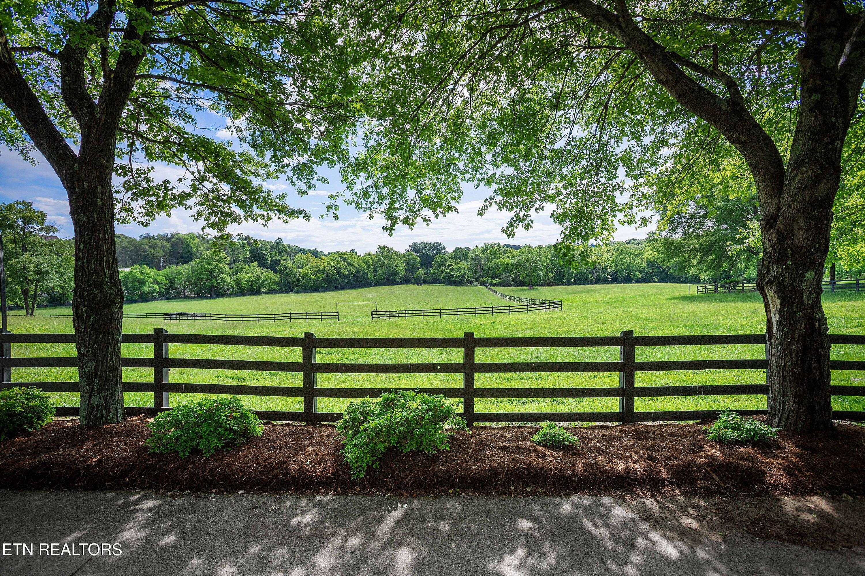 807 S Peters Road Knoxville TN 37922