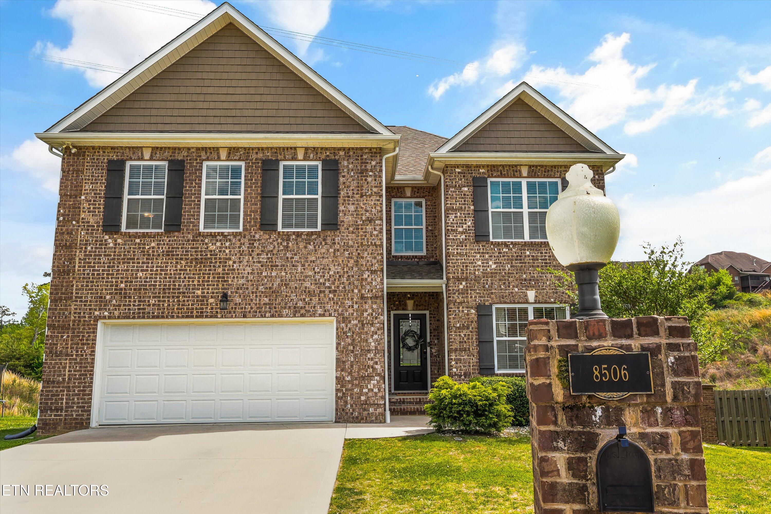 8506 Coral Sand Lane Knoxville TN 37938