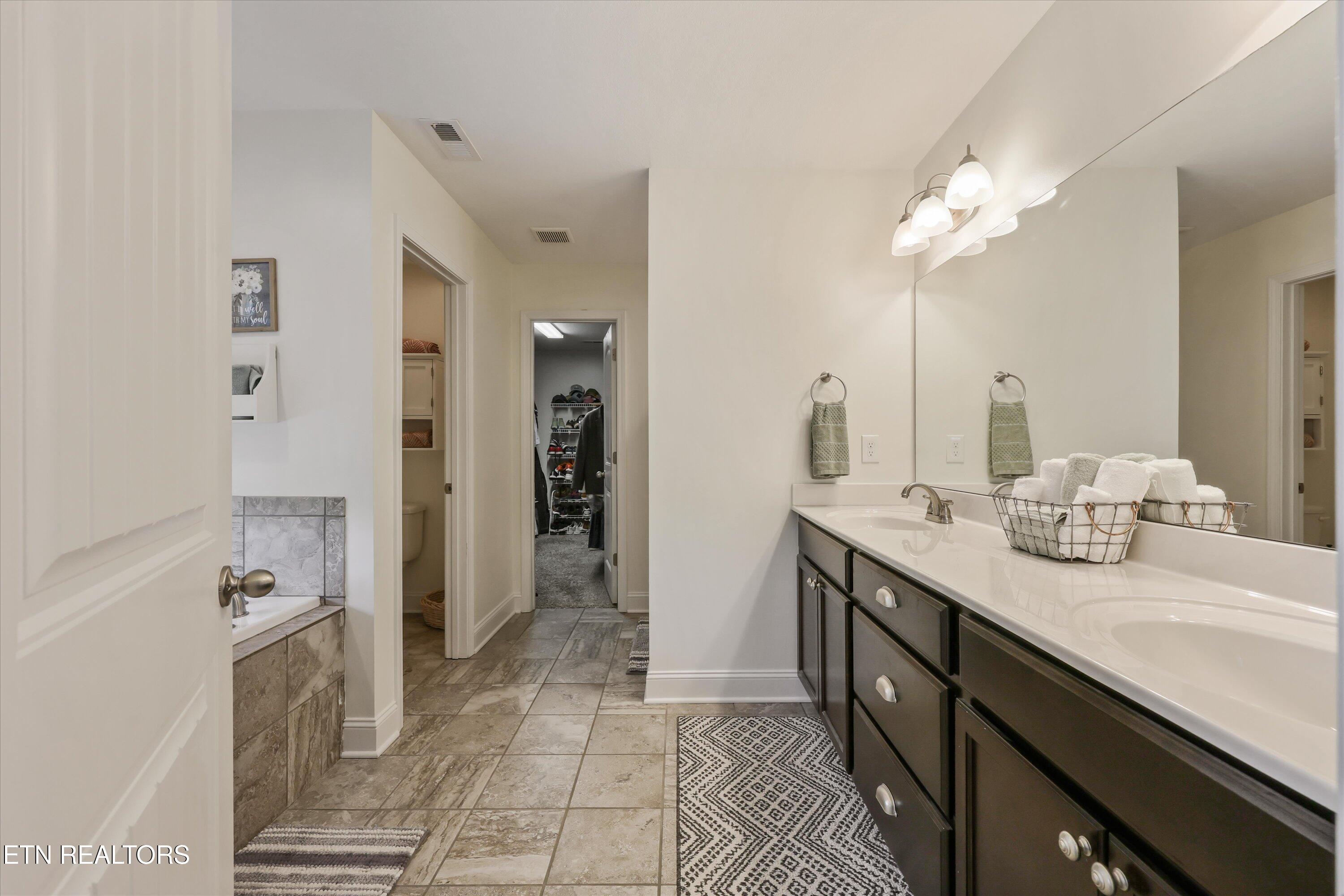 8506 Coral Sand Lane Knoxville TN 37938