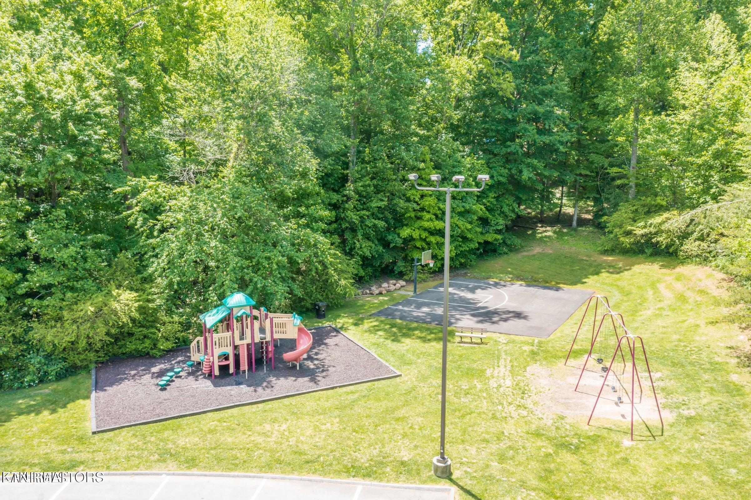 8506 Coral Sand Lane Knoxville TN 37938