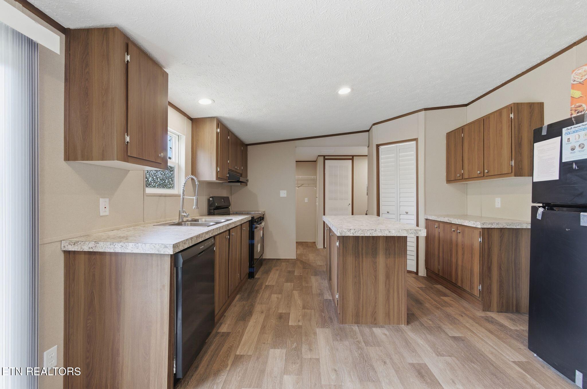 222 NW Virginia Avenue Harriman TN 37748