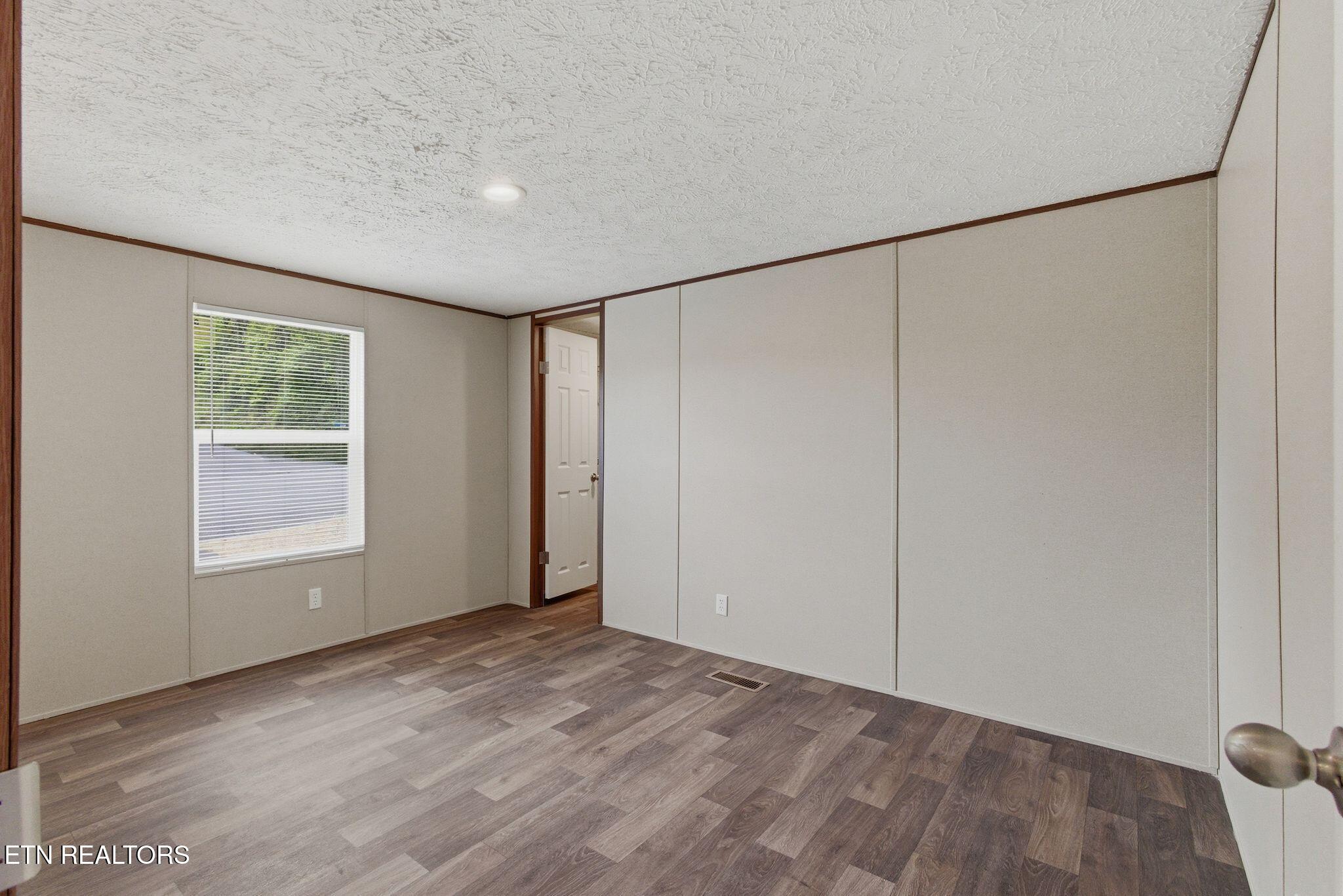 222 NW Virginia Avenue Harriman TN 37748