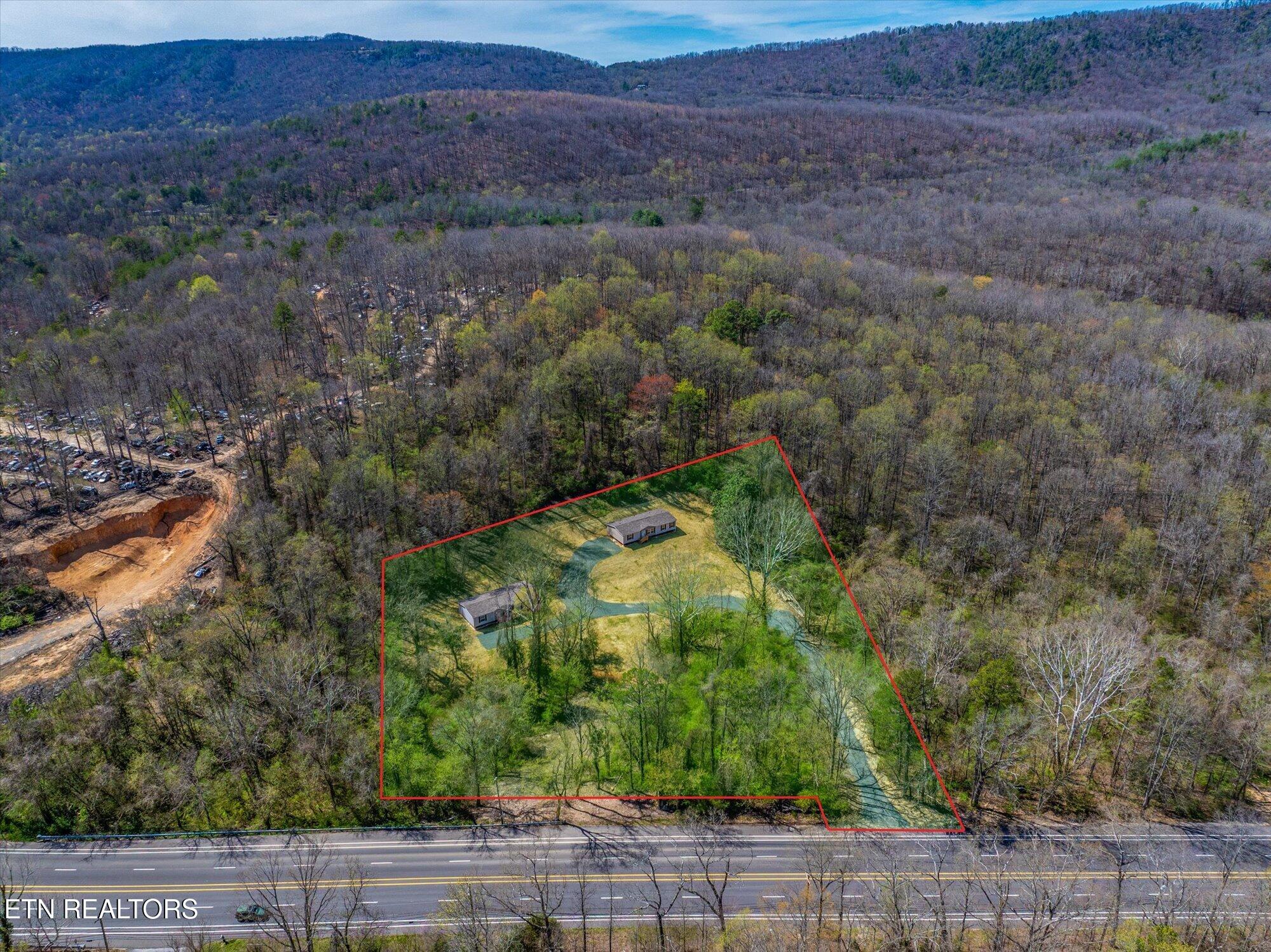 1009 S Gateway Avenue Rockwood TN 37854