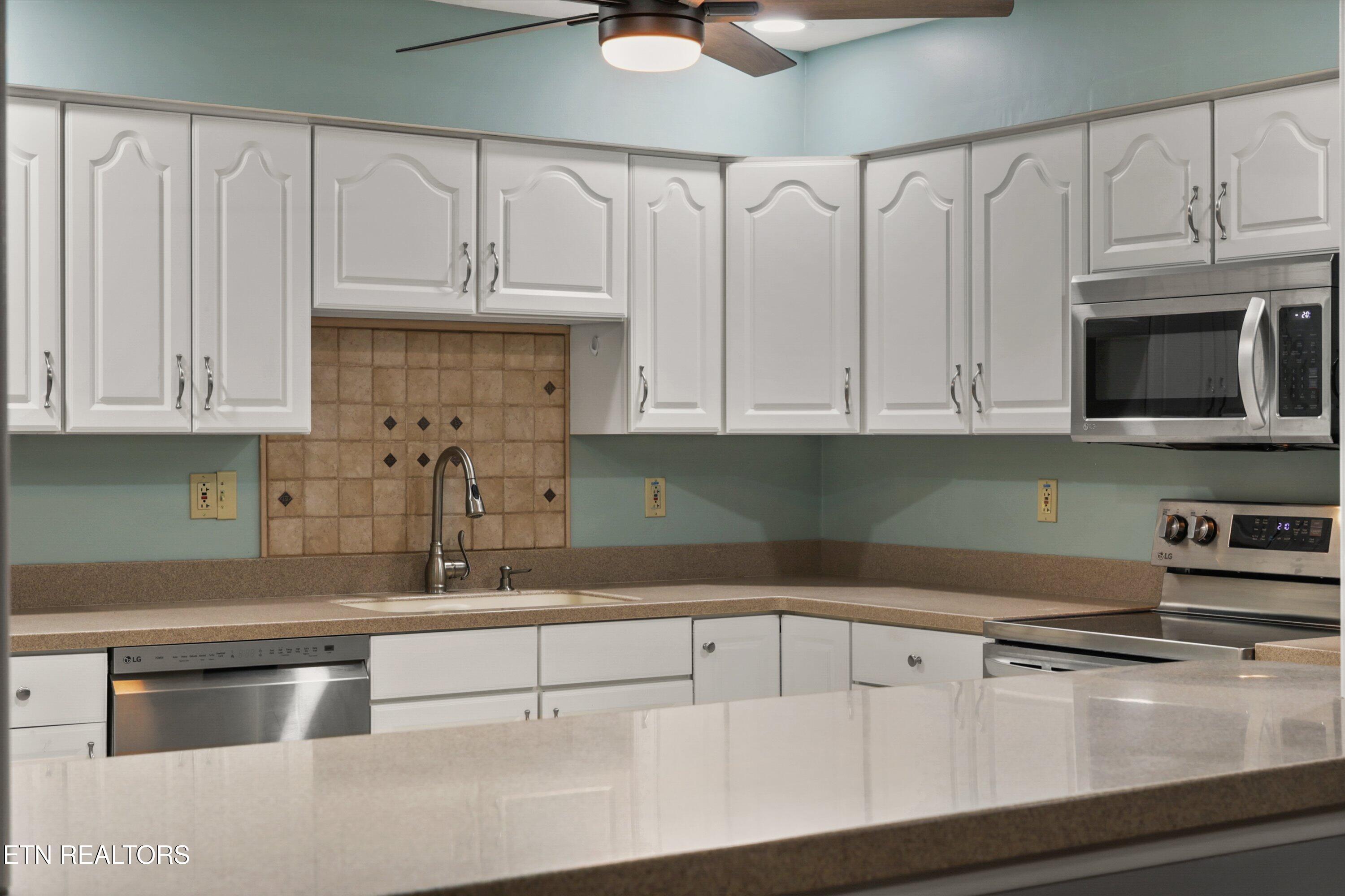 10468 Laura Lee Lane Knoxville TN 37922