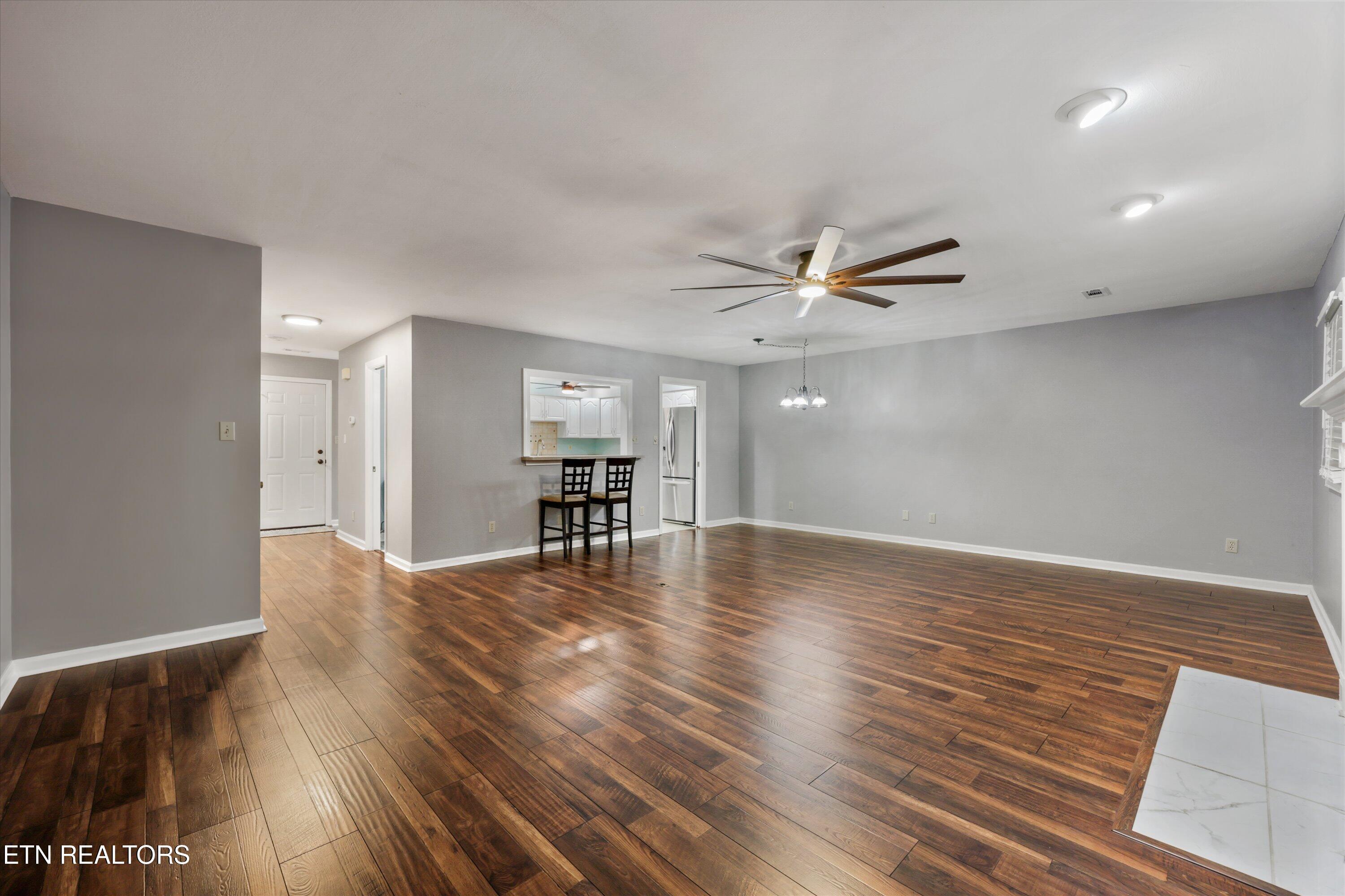 10468 Laura Lee Lane Knoxville TN 37922