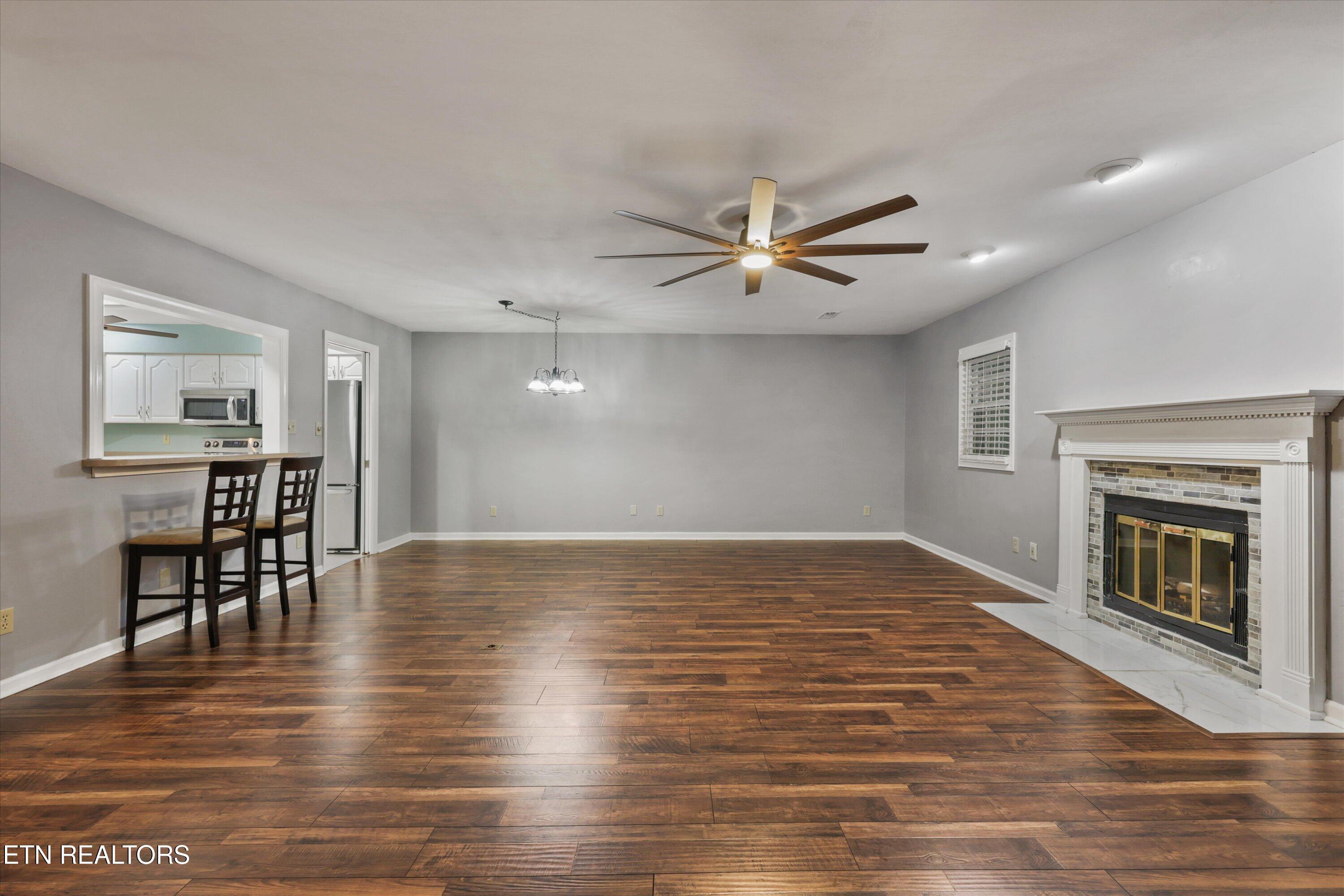 10468 Laura Lee Lane Knoxville TN 37922