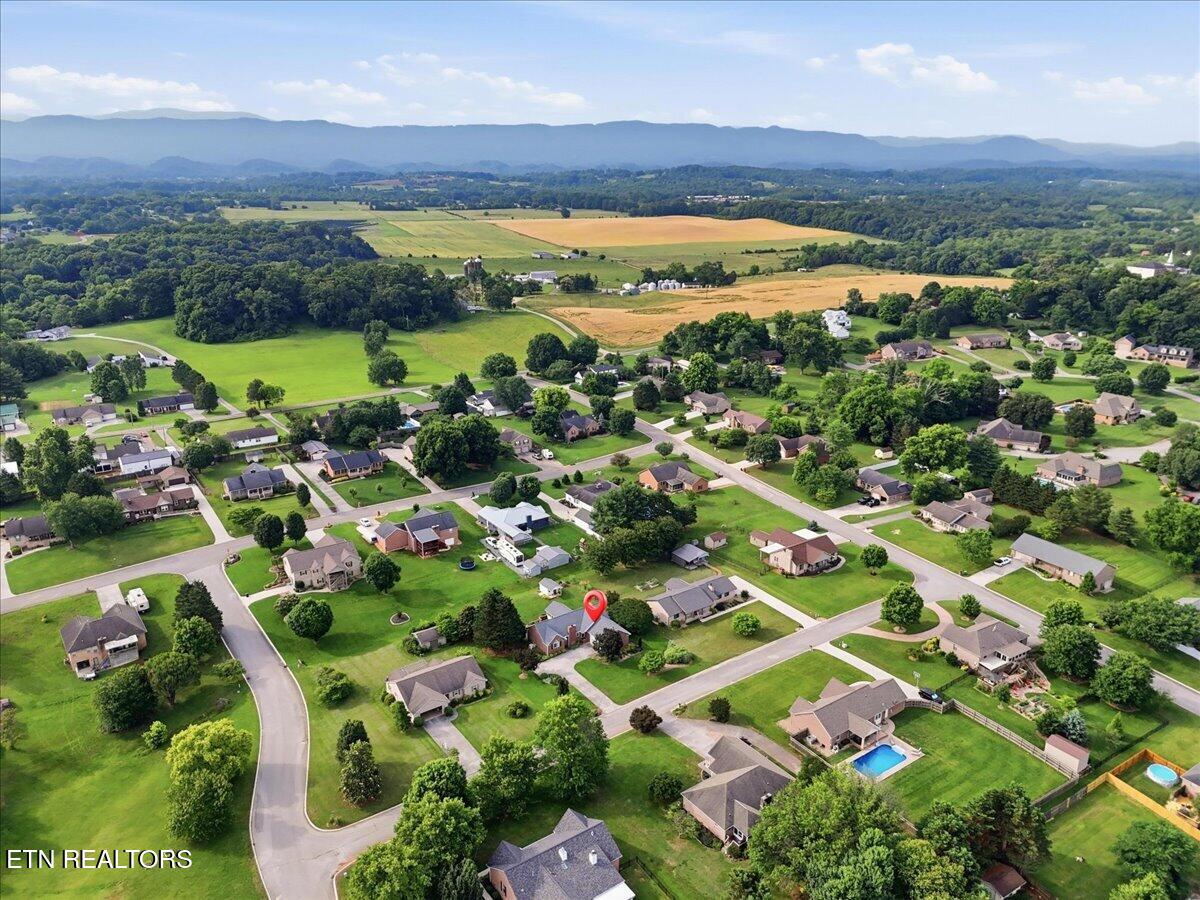 3110 Falcon Drive Maryville TN 37803