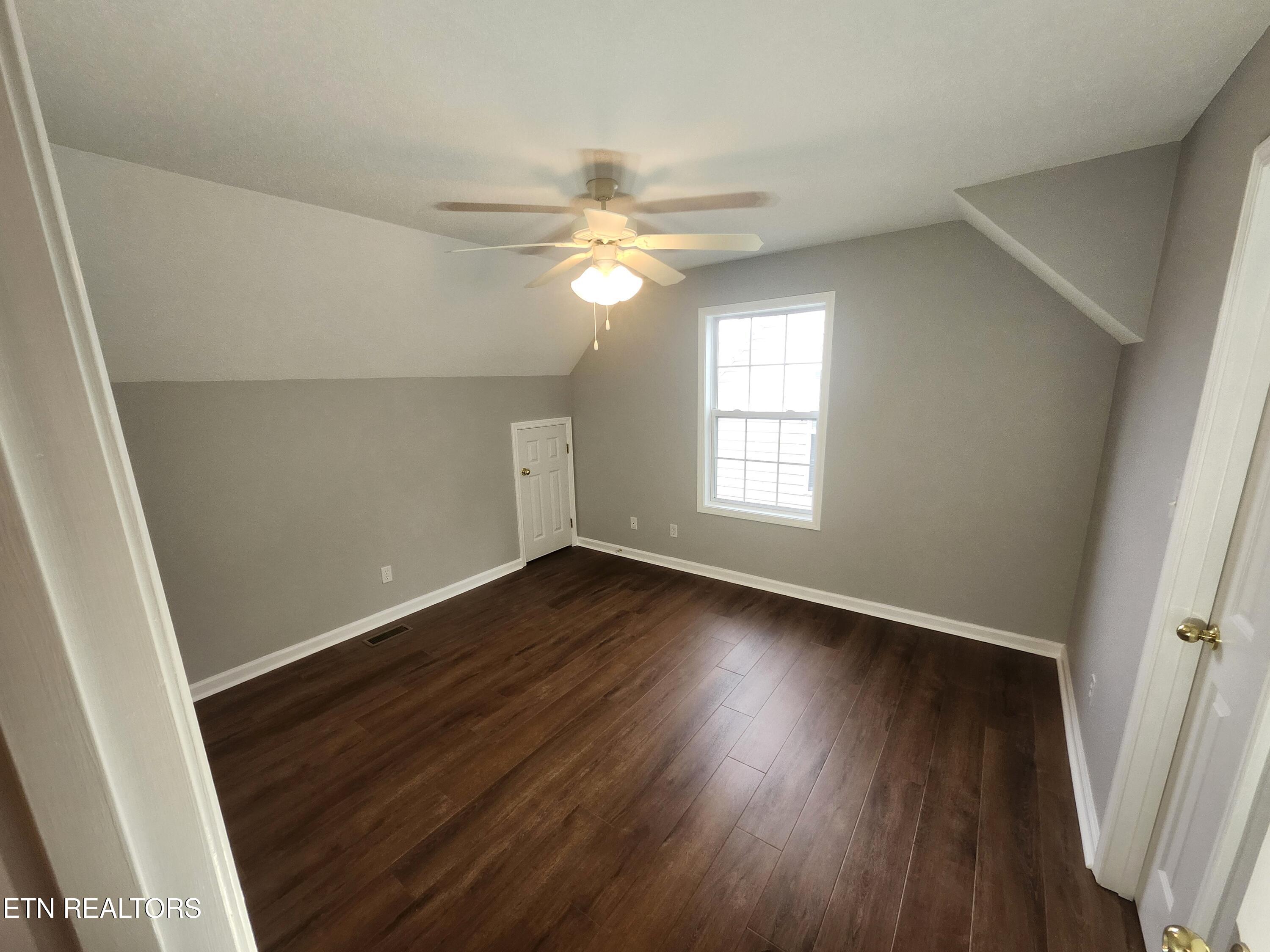 904 Hazelbrook Way Knoxville TN 37912