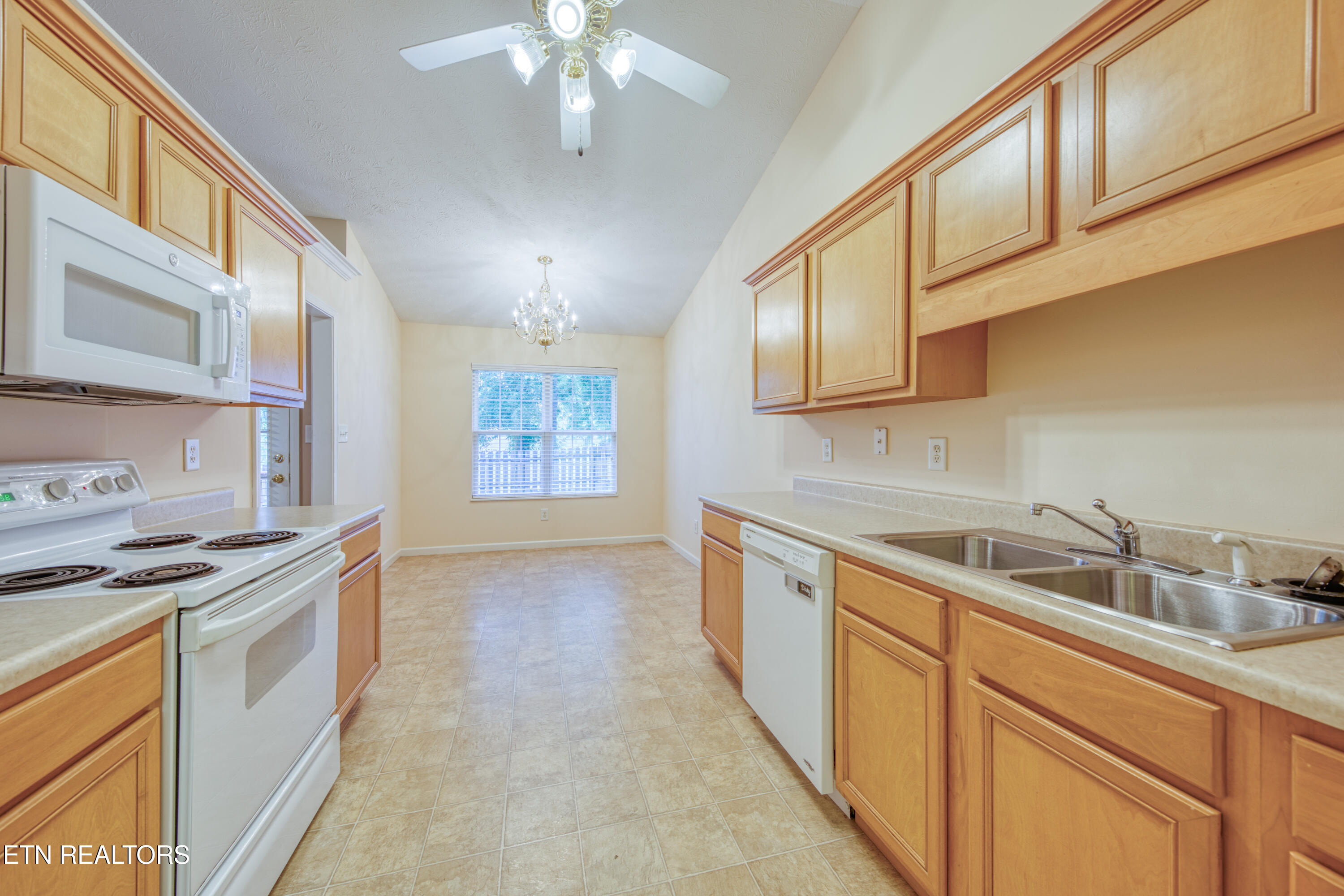 3426 Maple Grove Way Knoxville TN 37921
