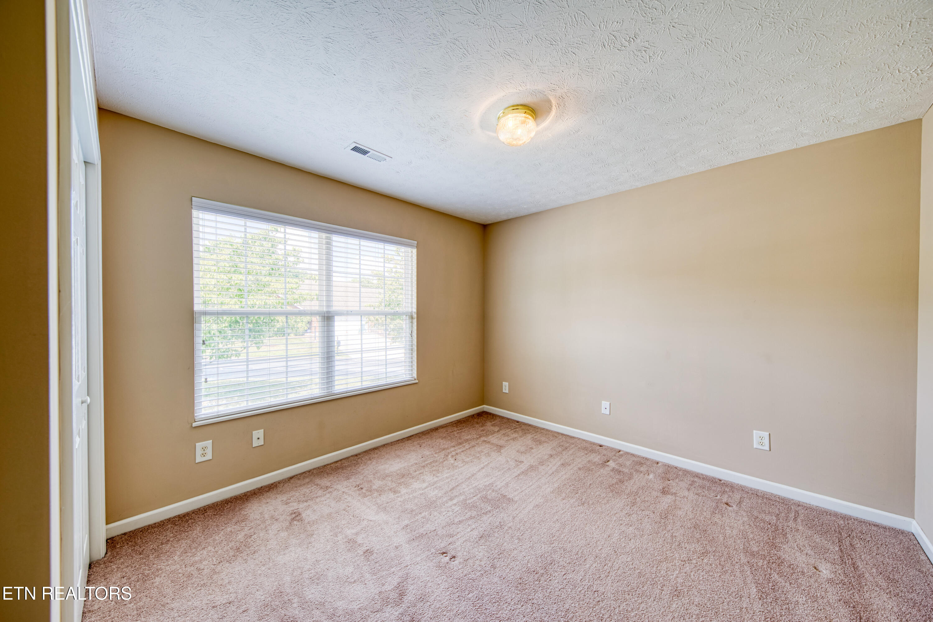 3426 Maple Grove Way Knoxville TN 37921