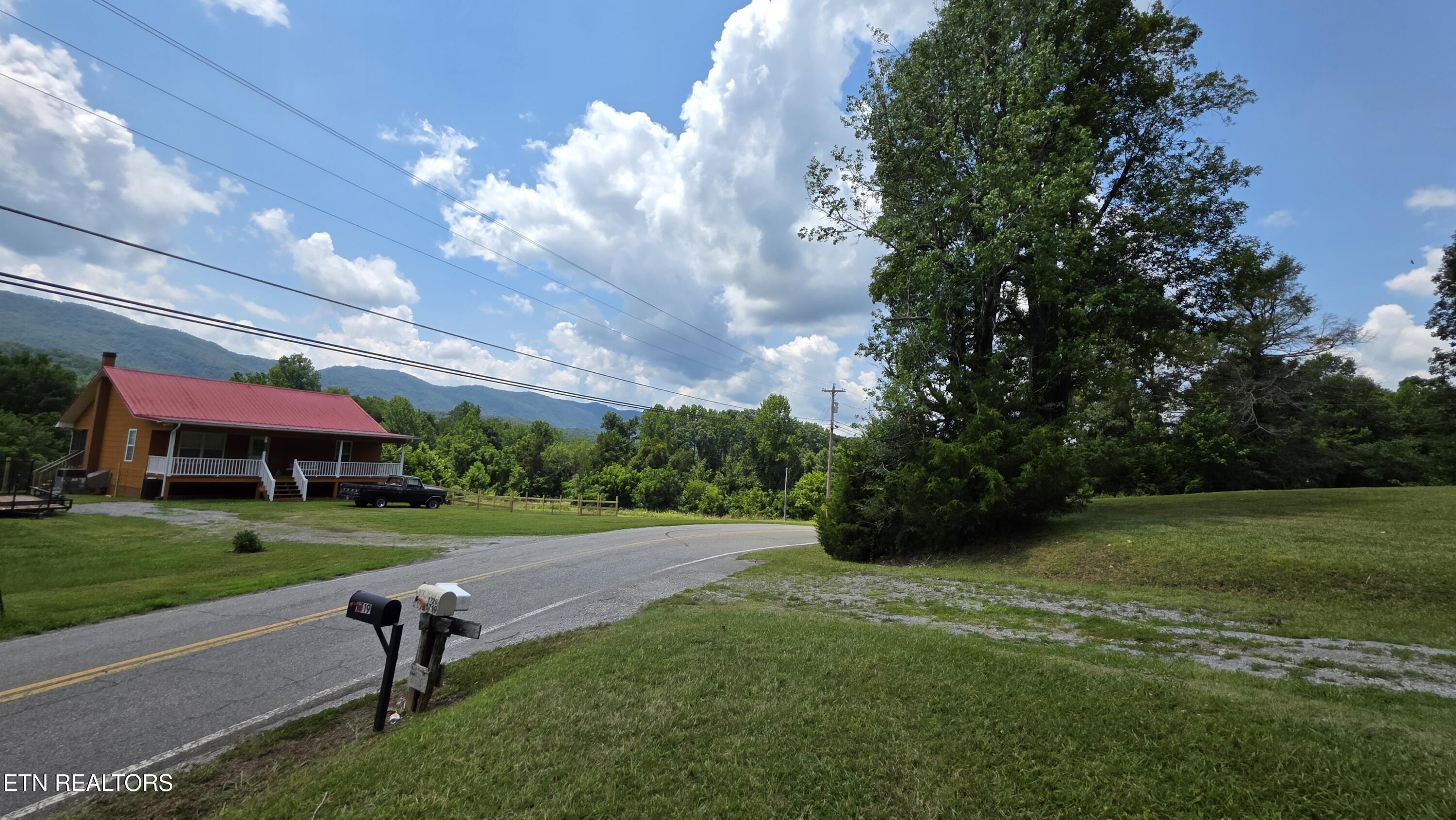 1720 Old Piney Road Maryville TN 37803