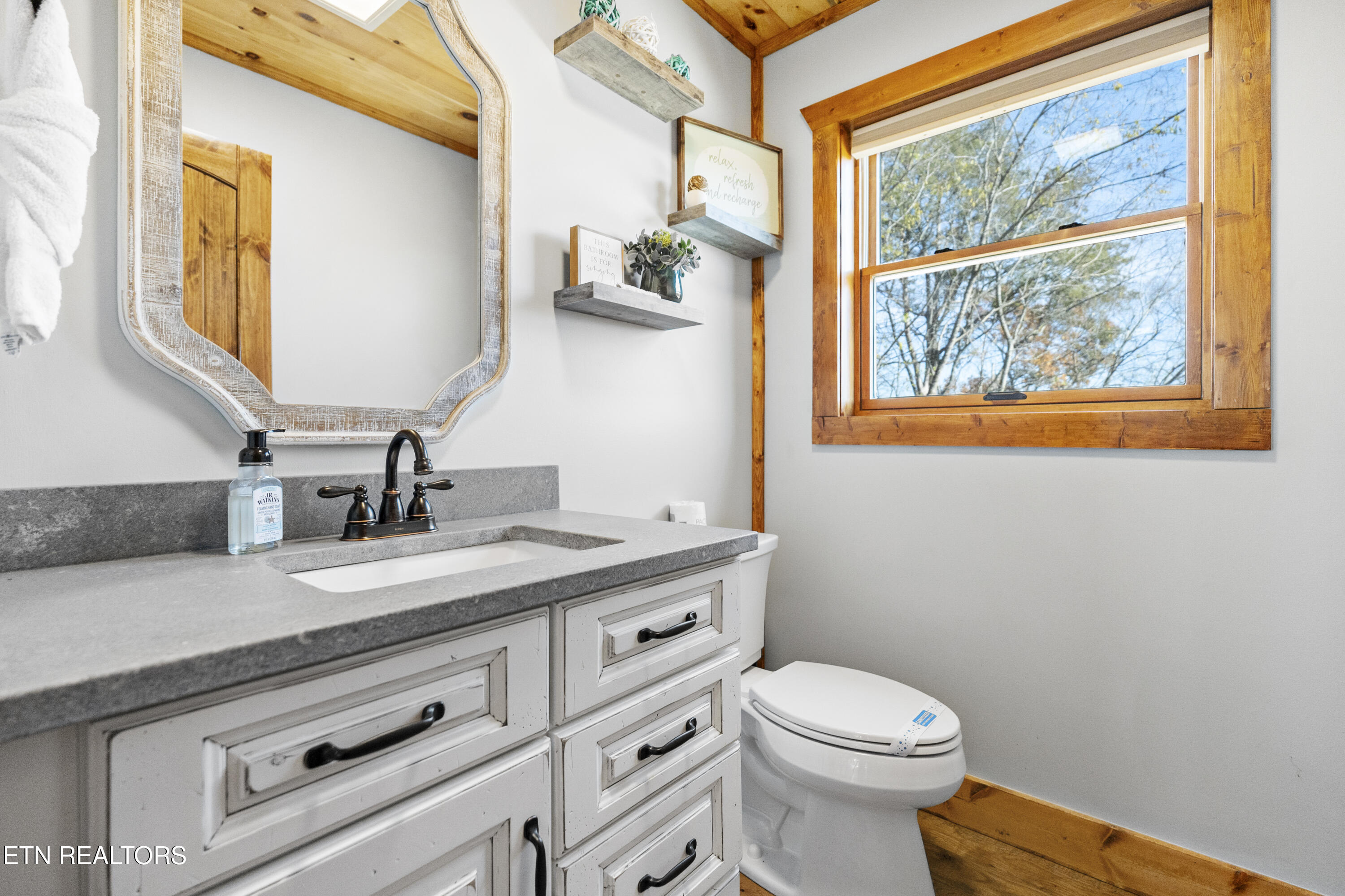 965 Burden Hill Road Sevierville TN 37862