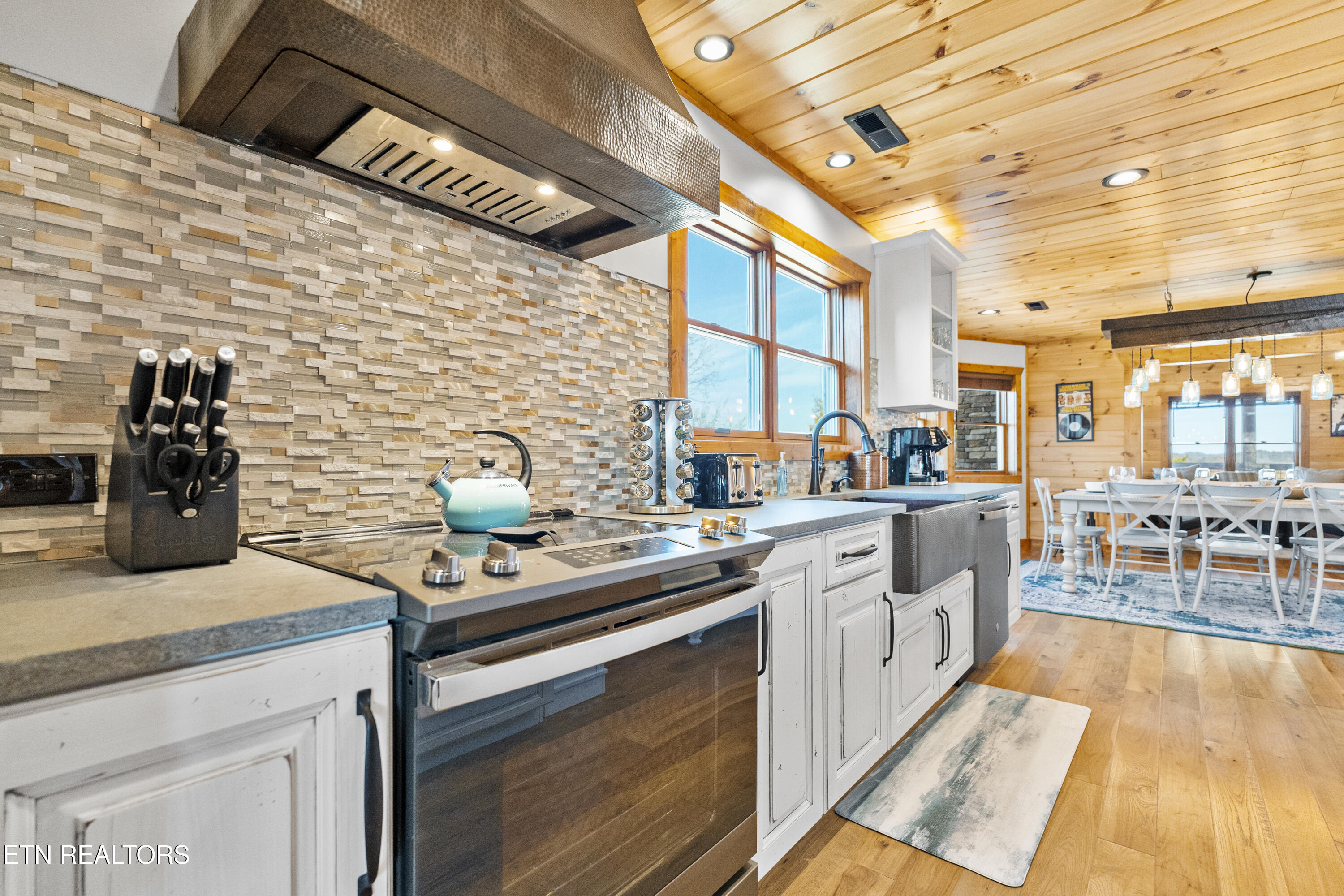 965 Burden Hill Road Sevierville TN 37862