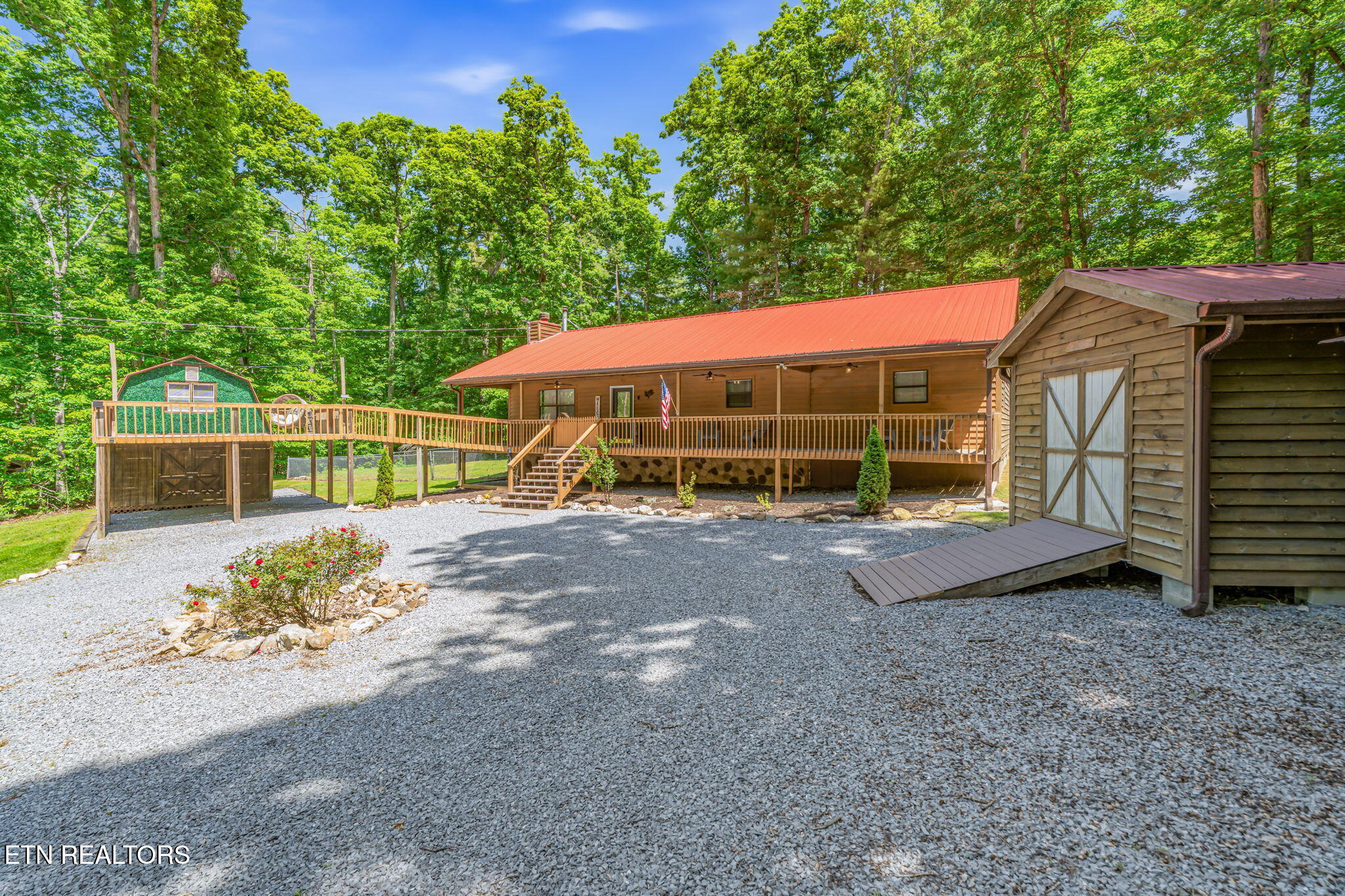 3394 Laurelwood Road Cosby TN 37722