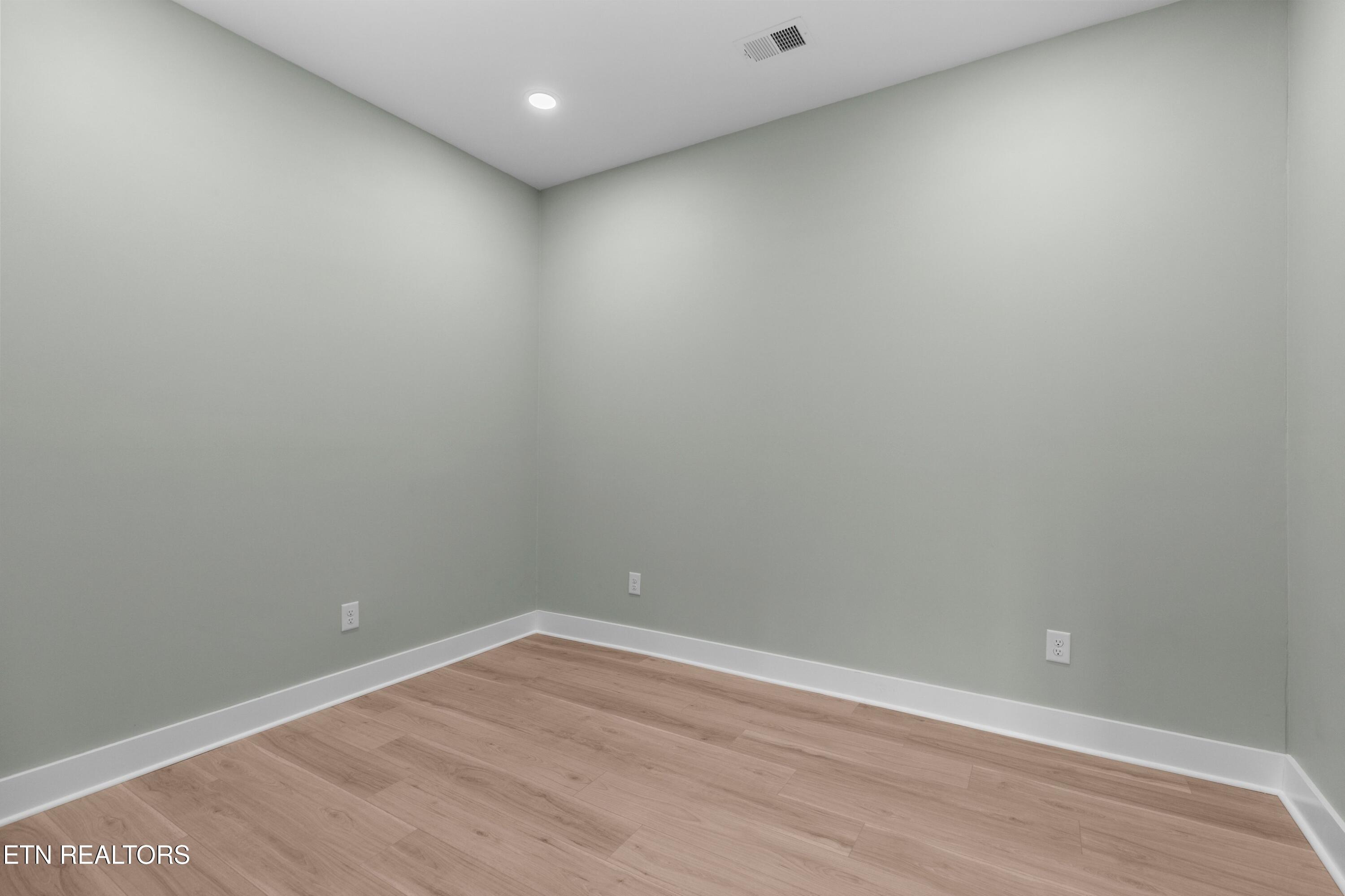 126 Deer Run Way Dandridge TN 37725