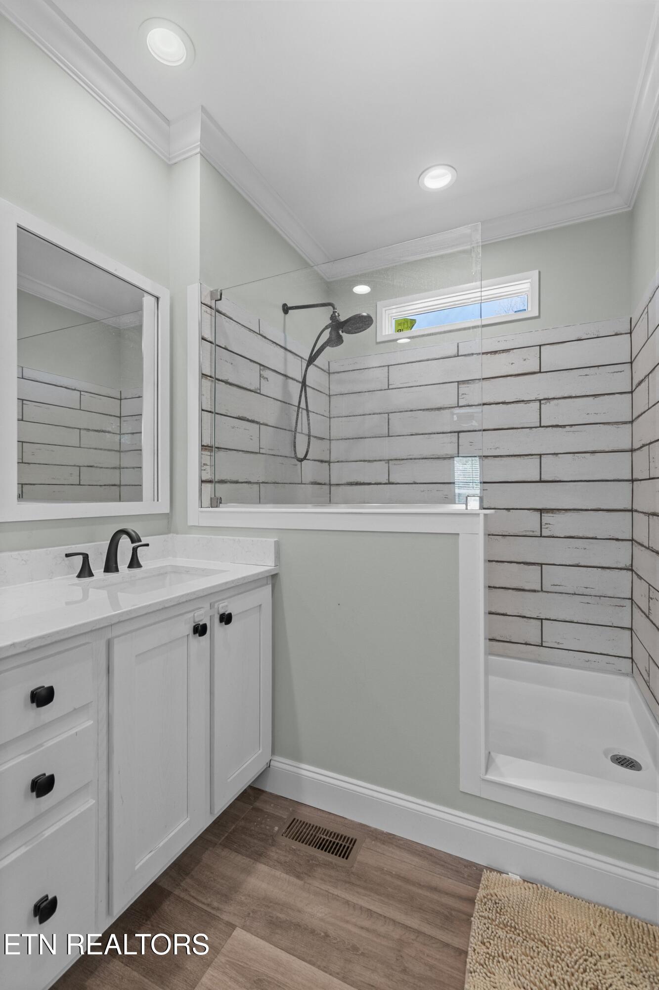126 Deer Run Way Dandridge TN 37725