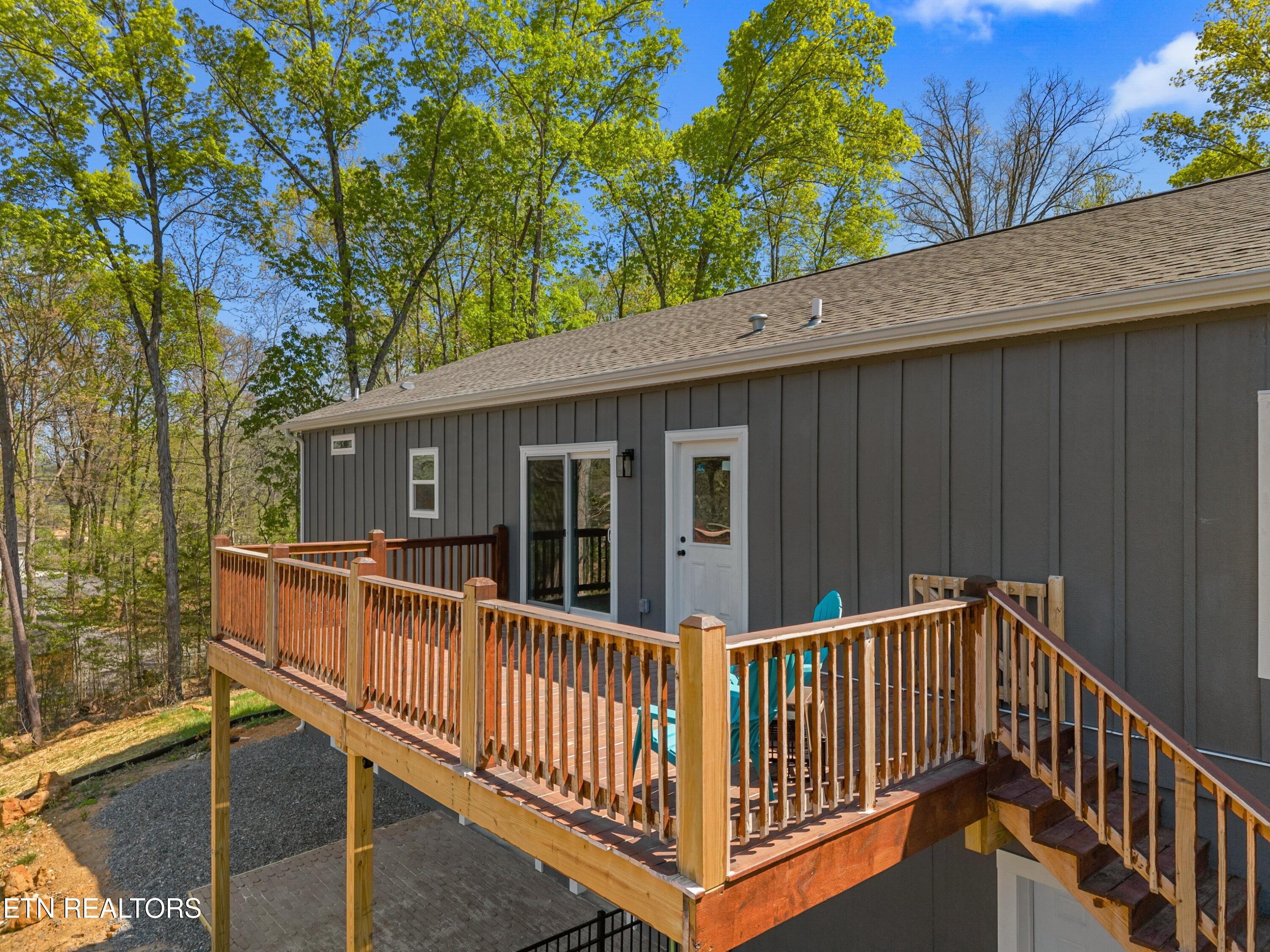 126 Deer Run Way Dandridge TN 37725