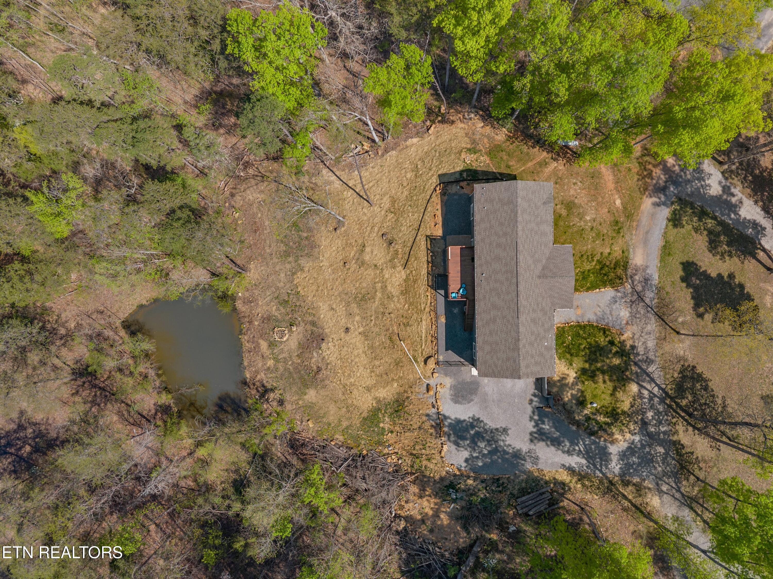 126 Deer Run Way Dandridge TN 37725