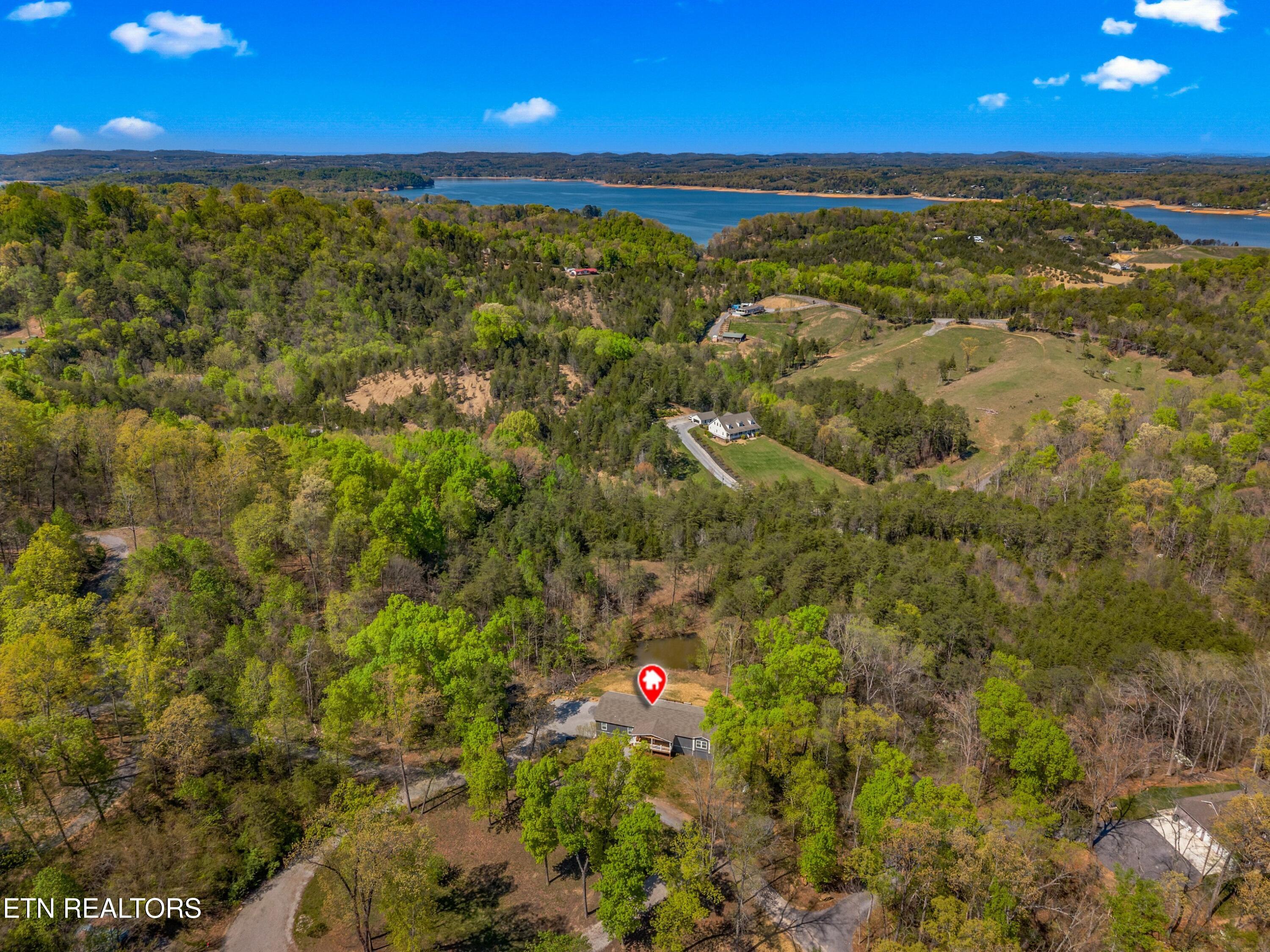 126 Deer Run Way Dandridge TN 37725