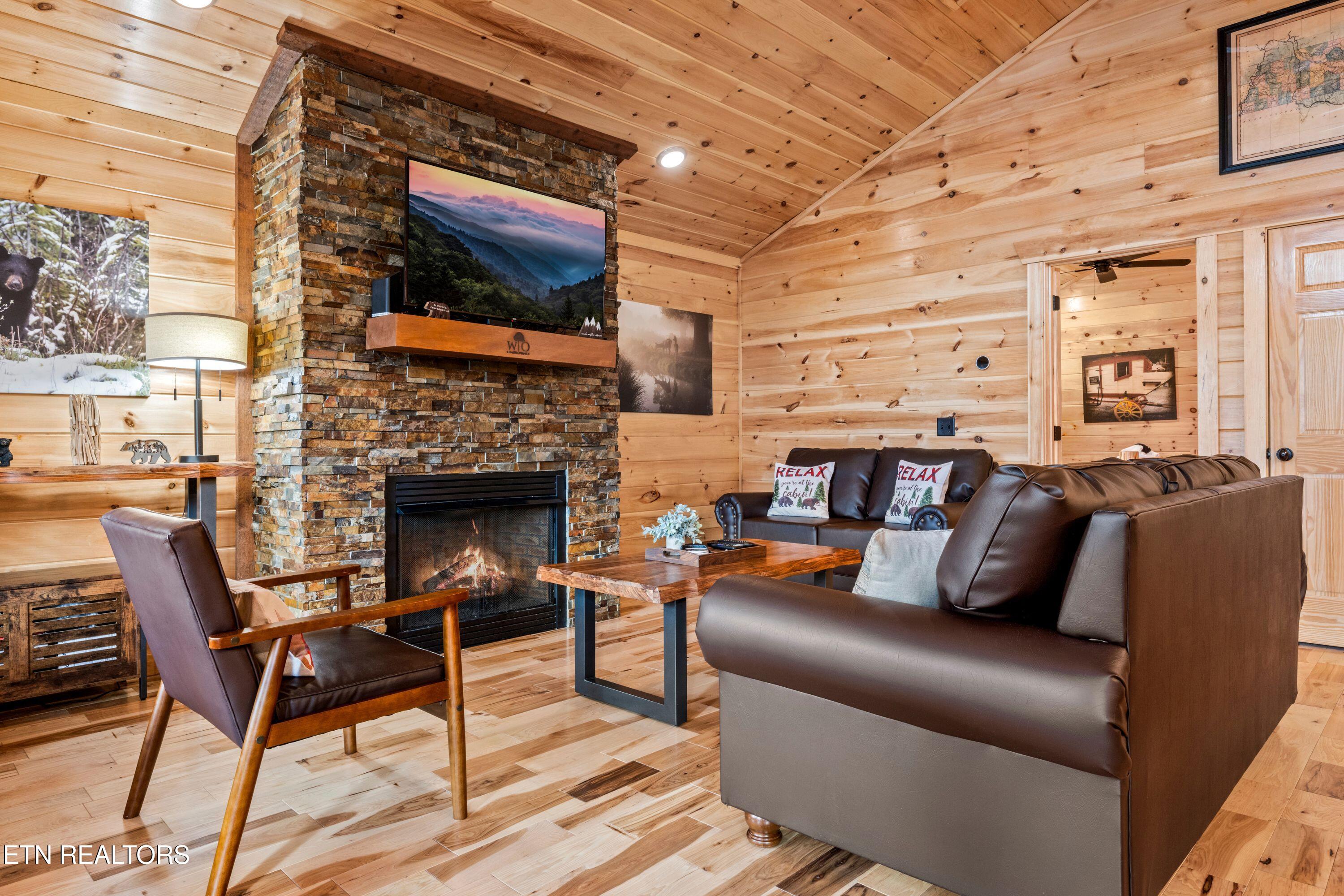 244 Forrest Loop Way Gatlinburg TN 37738
