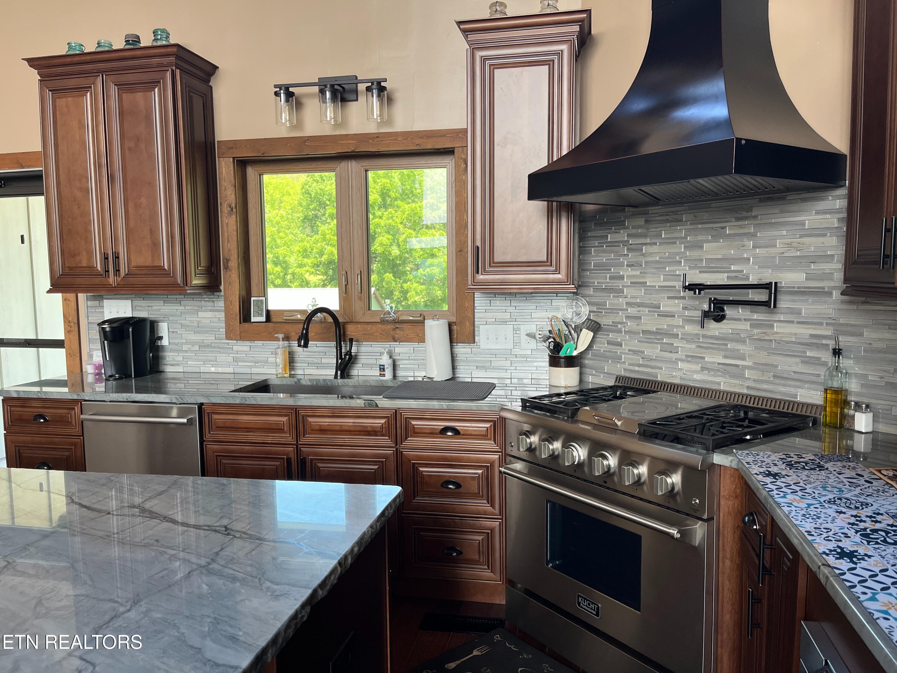 120 Smith Road Corryton TN 37721