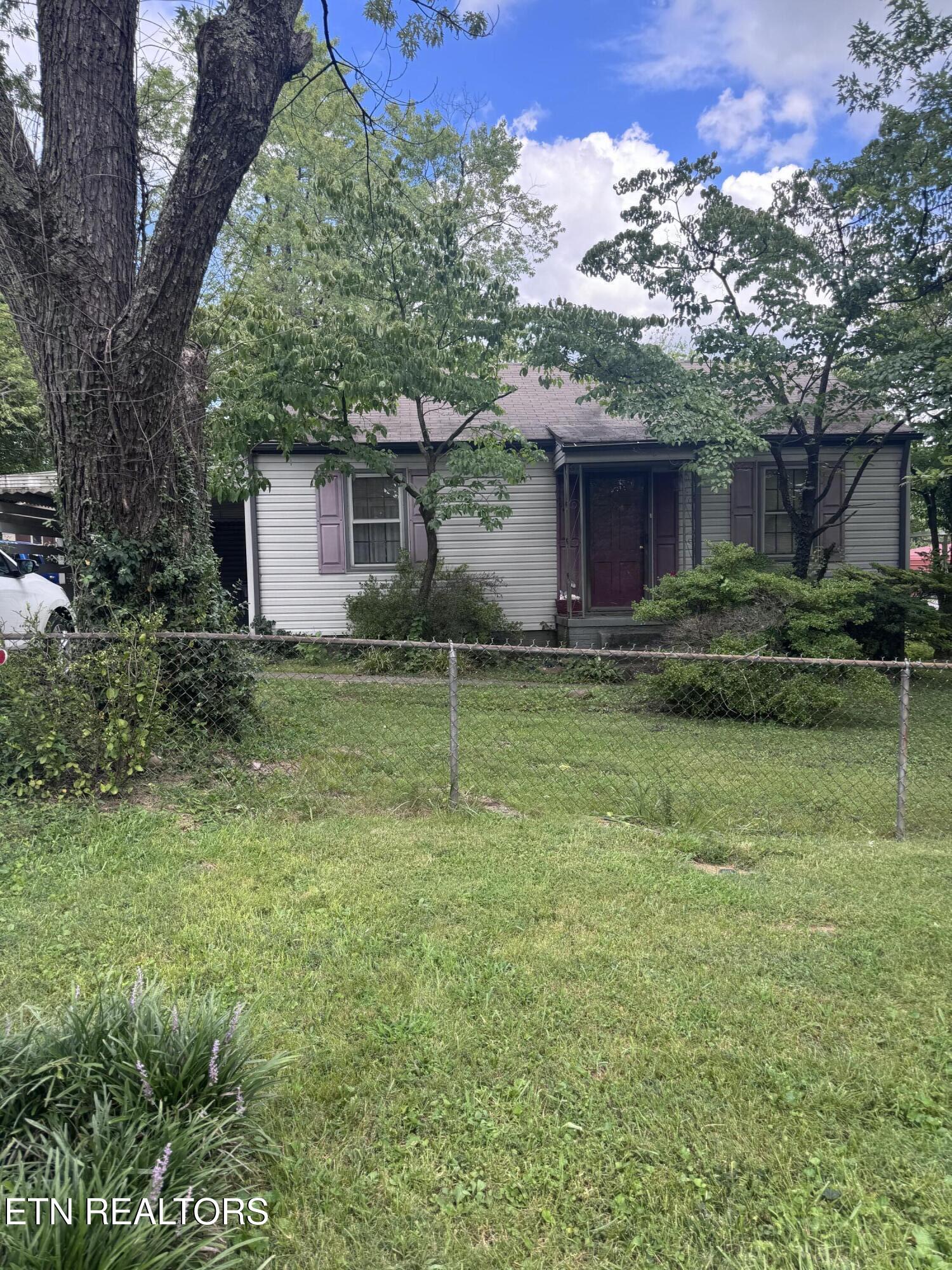 2318 Boxwood Lane Knoxville TN 37917