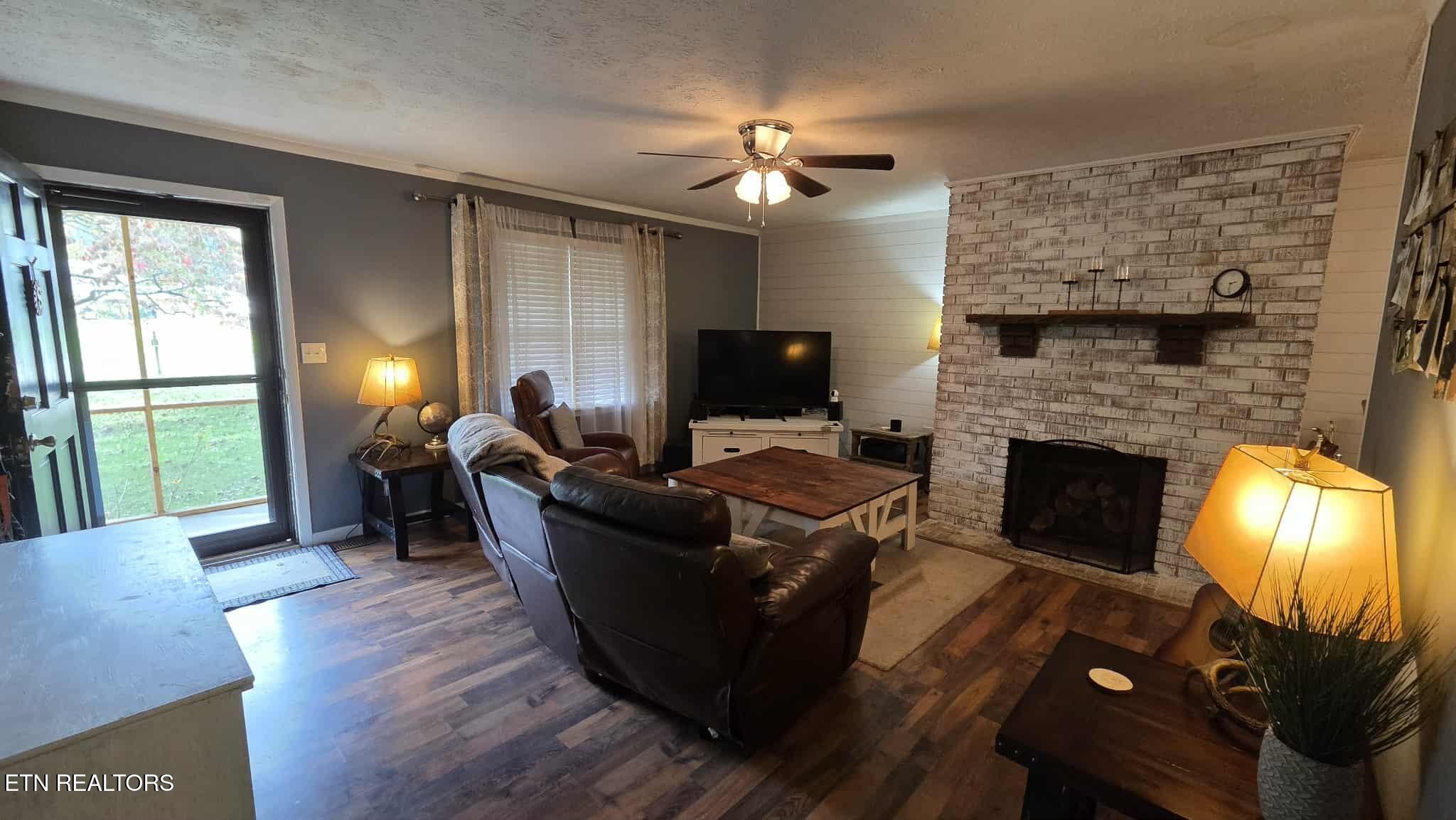 332 Buena Vista Drive Crossville TN 38555