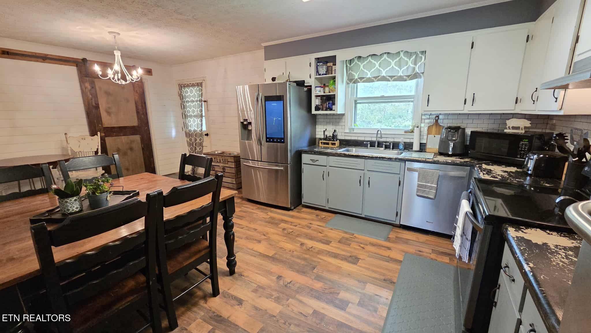 332 Buena Vista Drive Crossville TN 38555