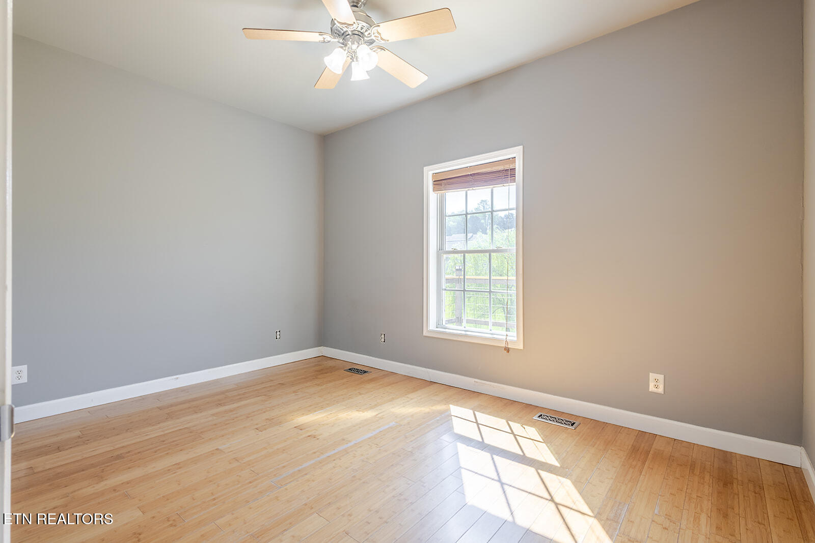 1774 Derby Downs Drive Friendsville TN 37737