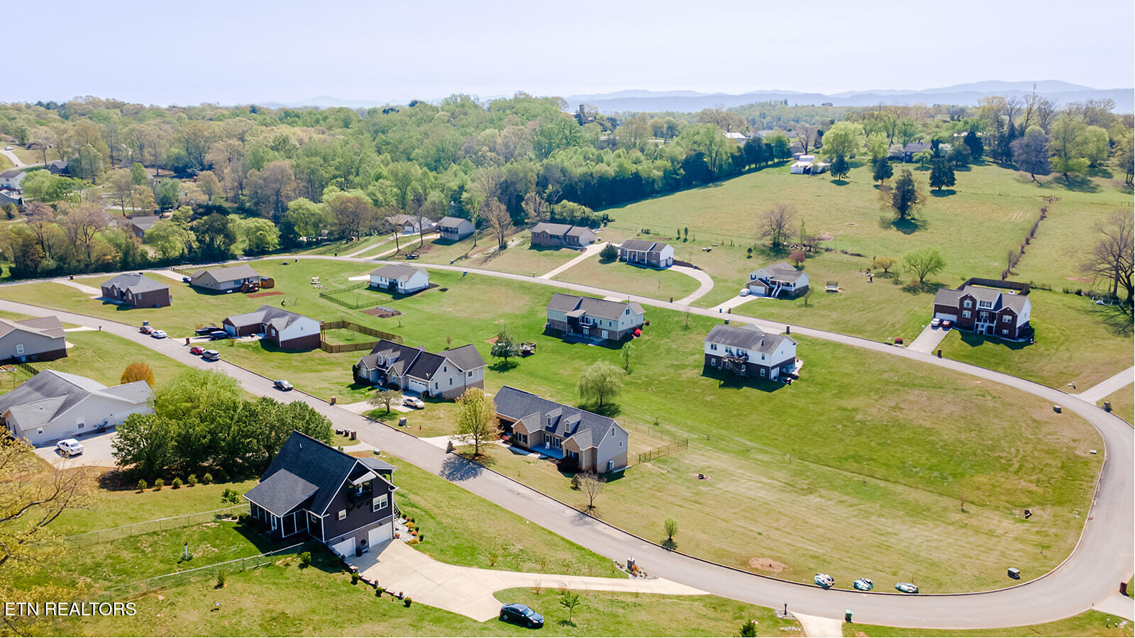 1774 Derby Downs Drive Friendsville TN 37737