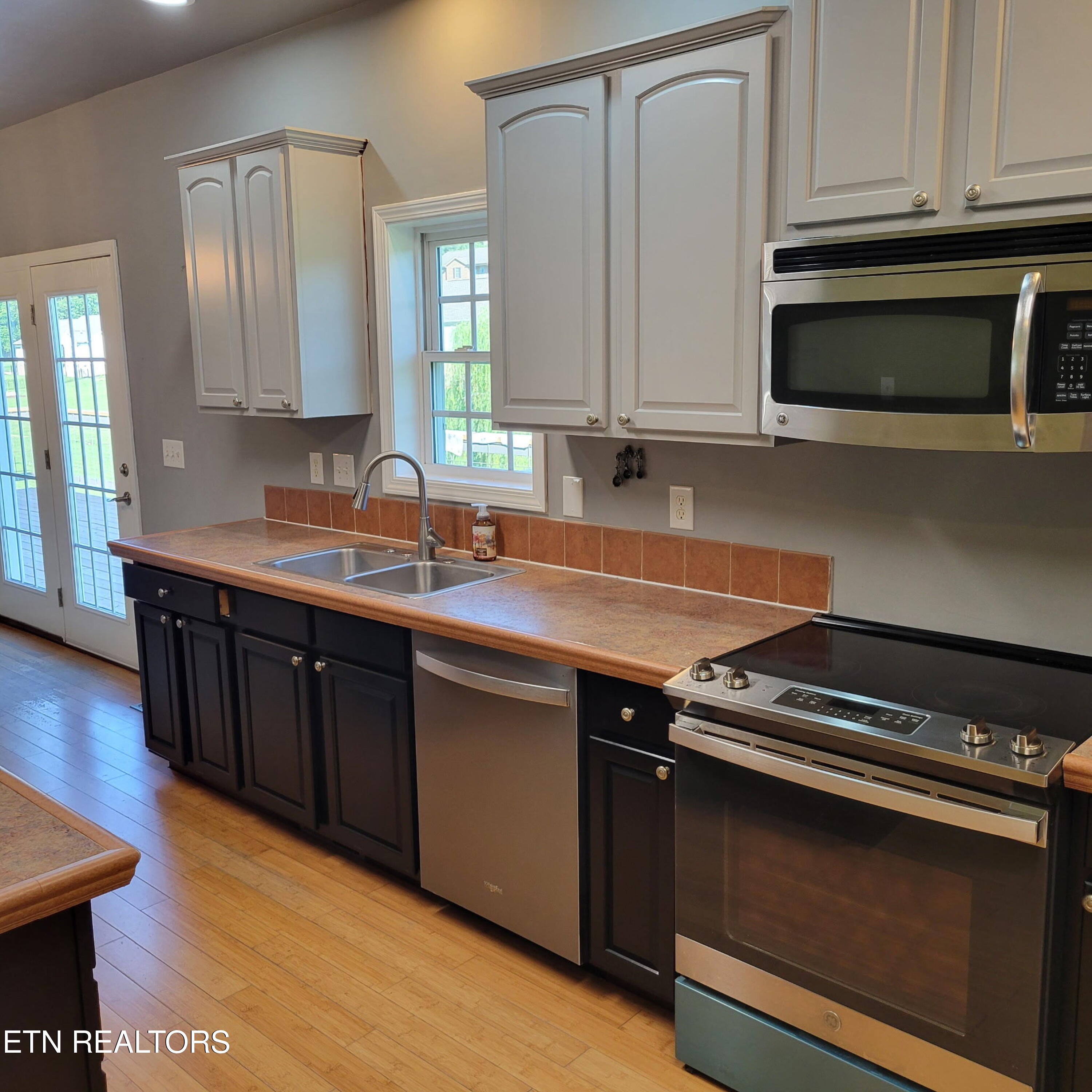 1774 Derby Downs Drive Friendsville TN 37737