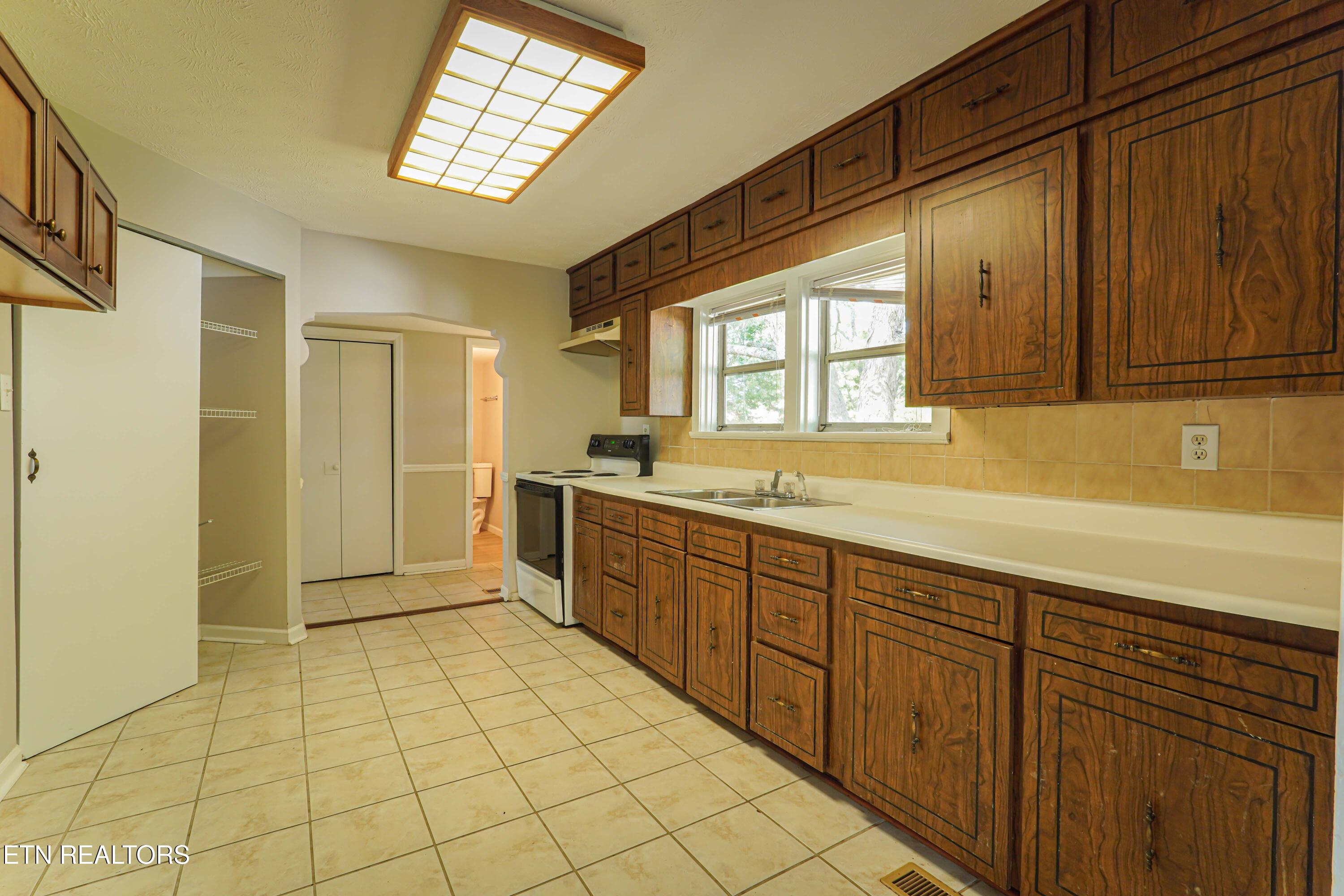 408 Amerine Road Maryville TN 37804