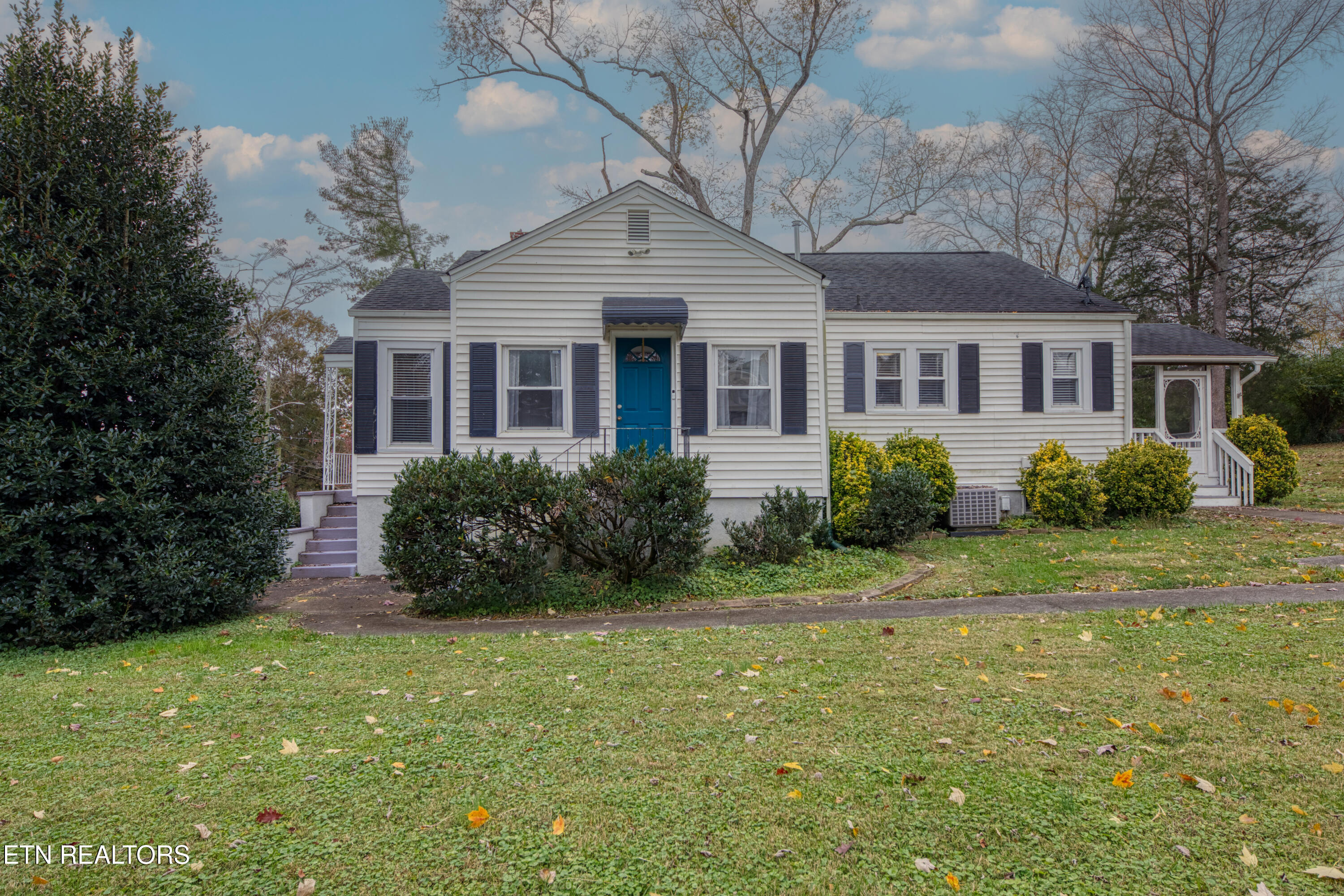 5109 Oakview Road Knoxville TN 37918