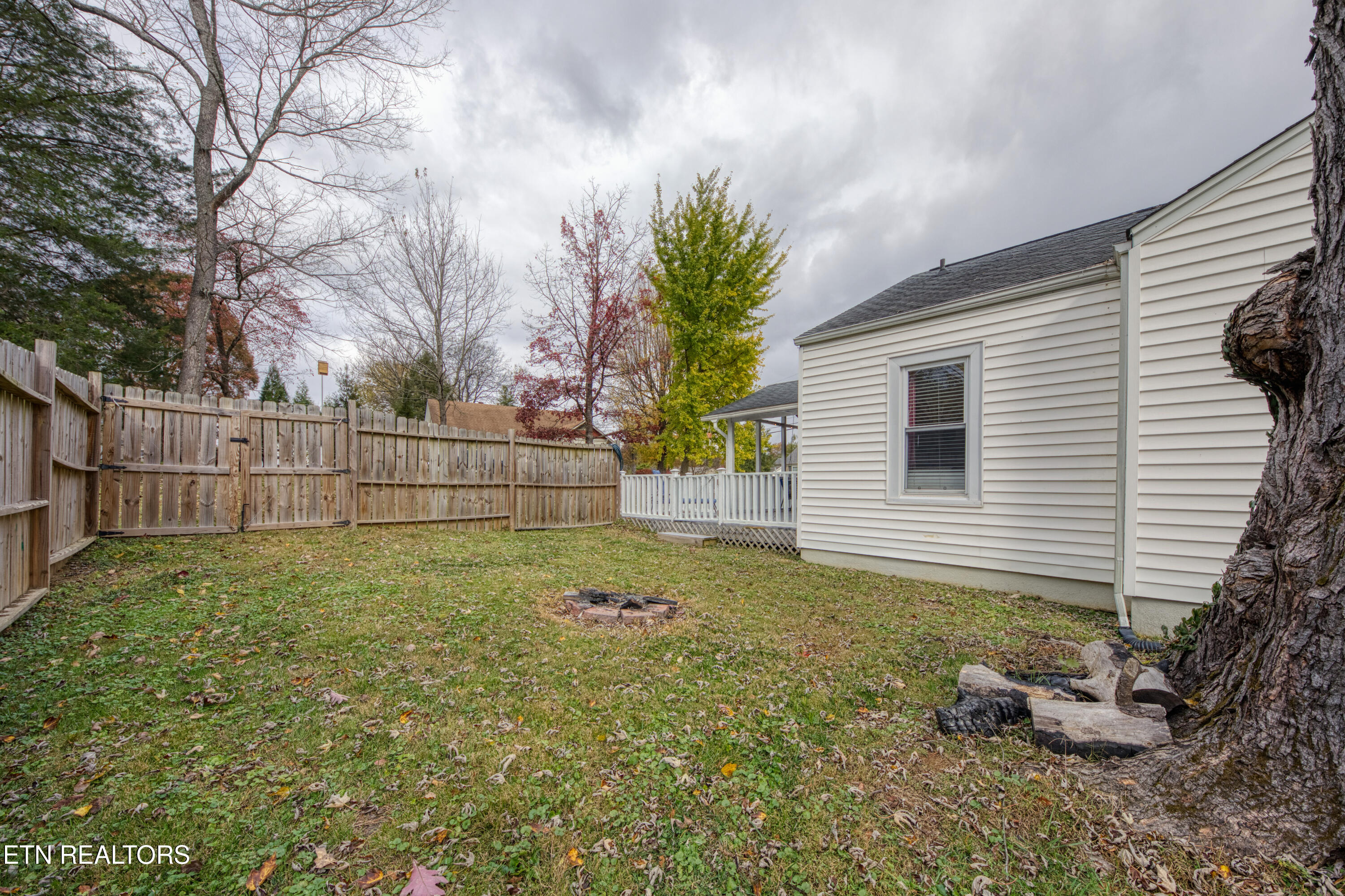 5109 Oakview Road Knoxville TN 37918