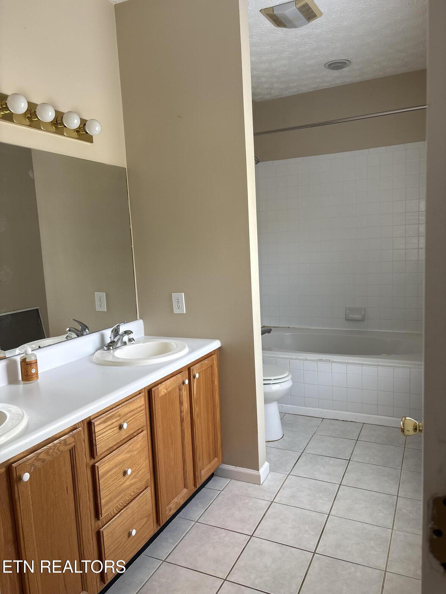 1624 Poplar Hill Road Knoxville TN 37922