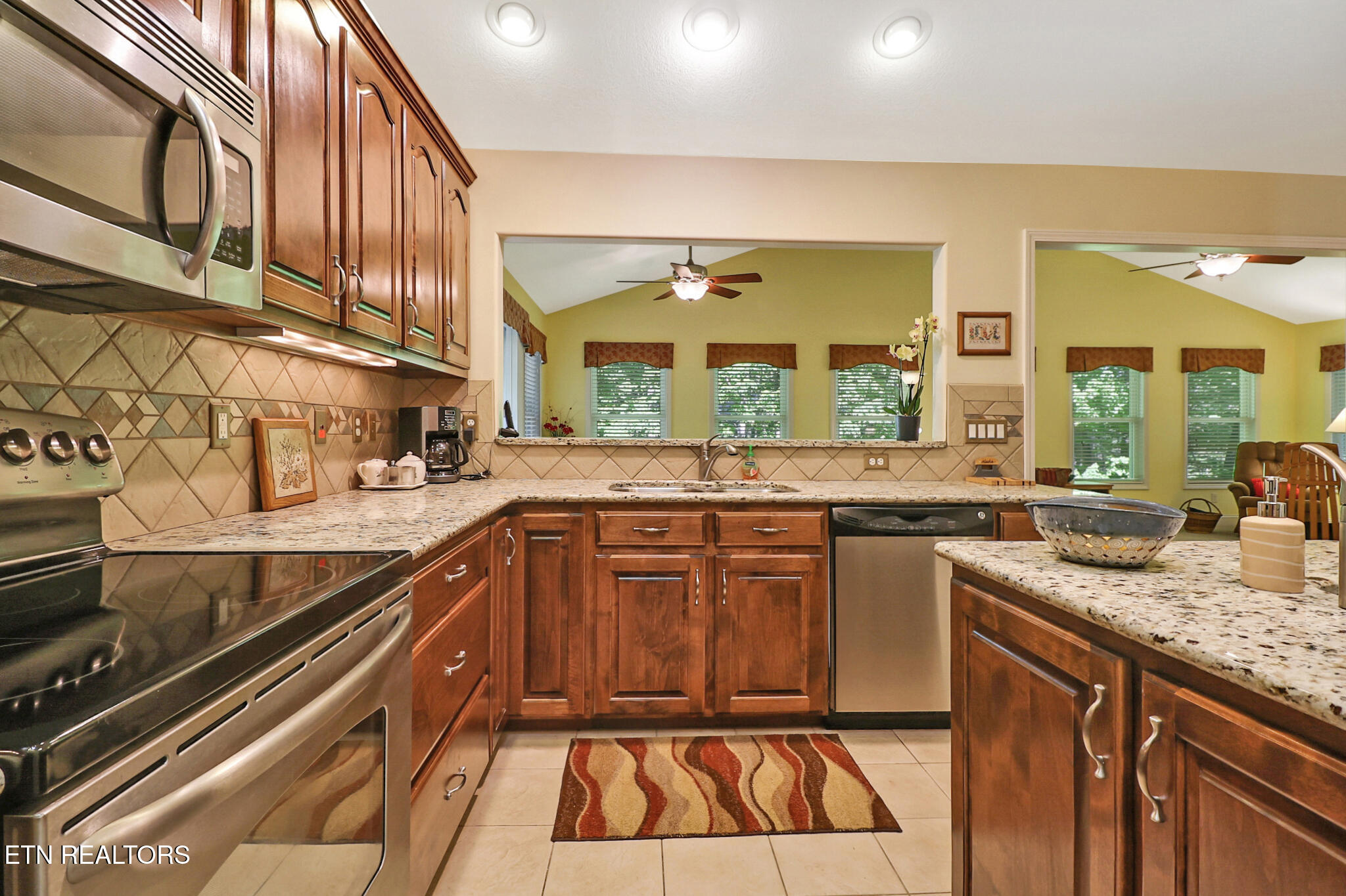 47 Havenridge Place Crossville TN 38558