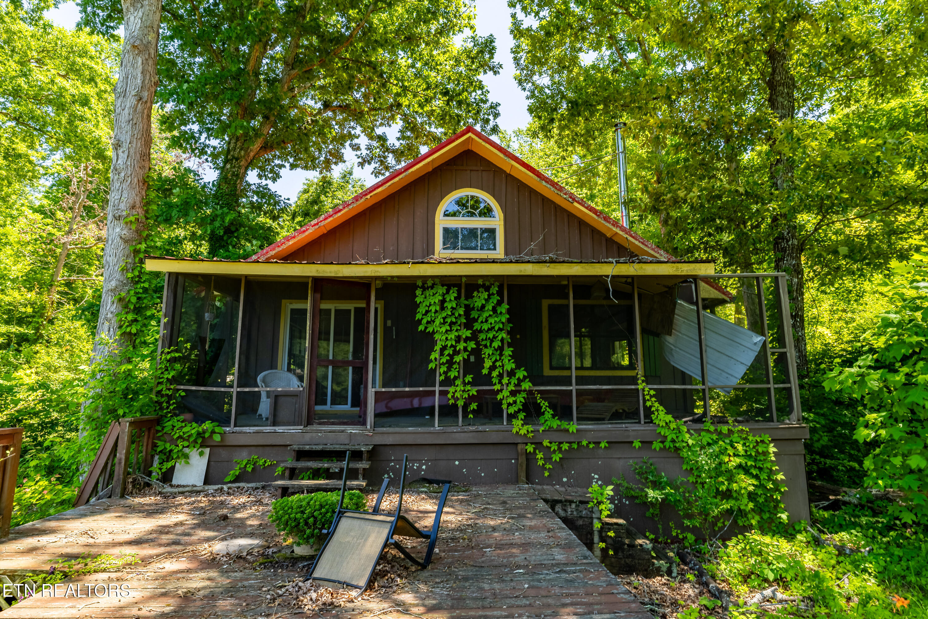 5940 Flats Road Tallassee TN 37878