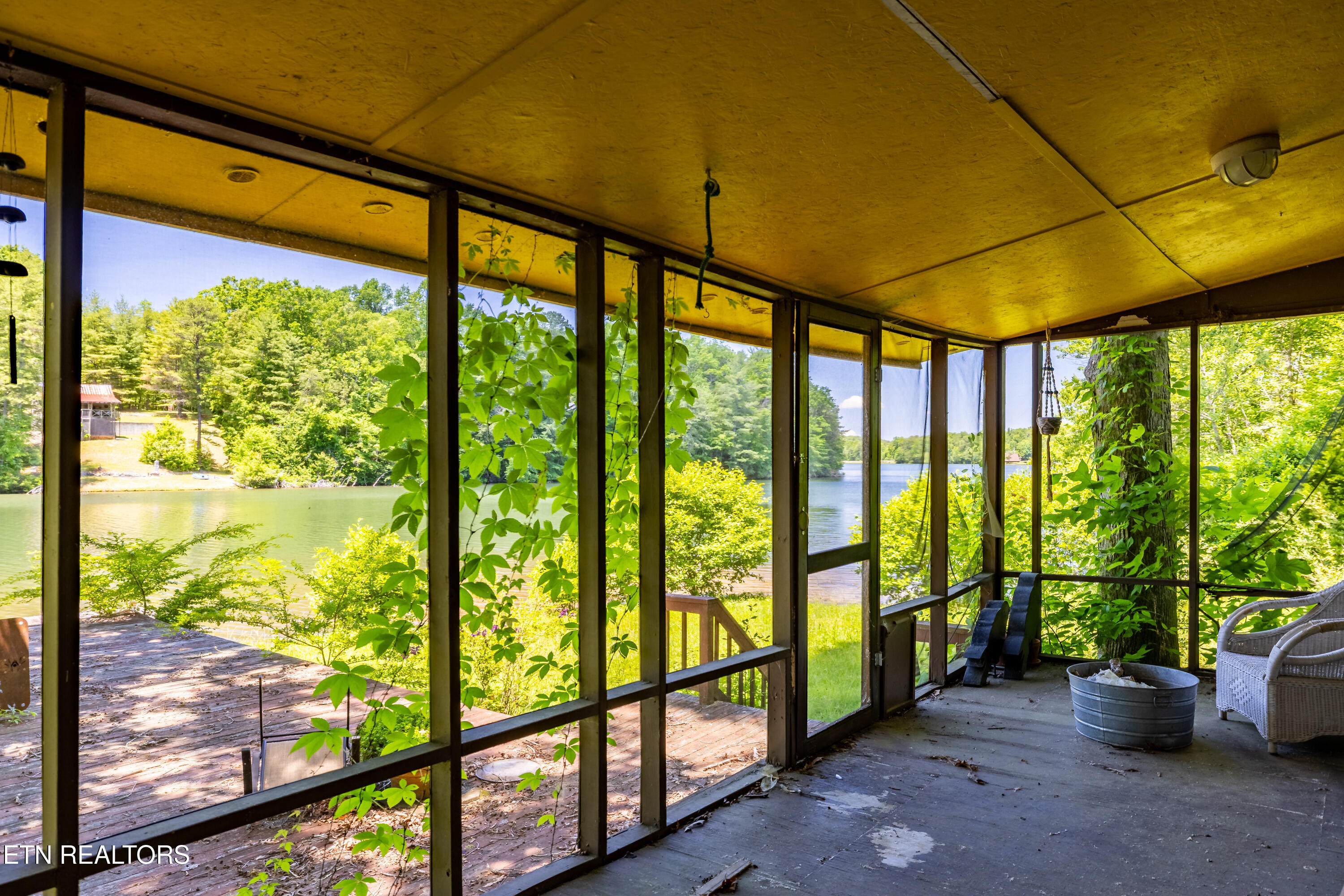 5940 Flats Road Tallassee TN 37878