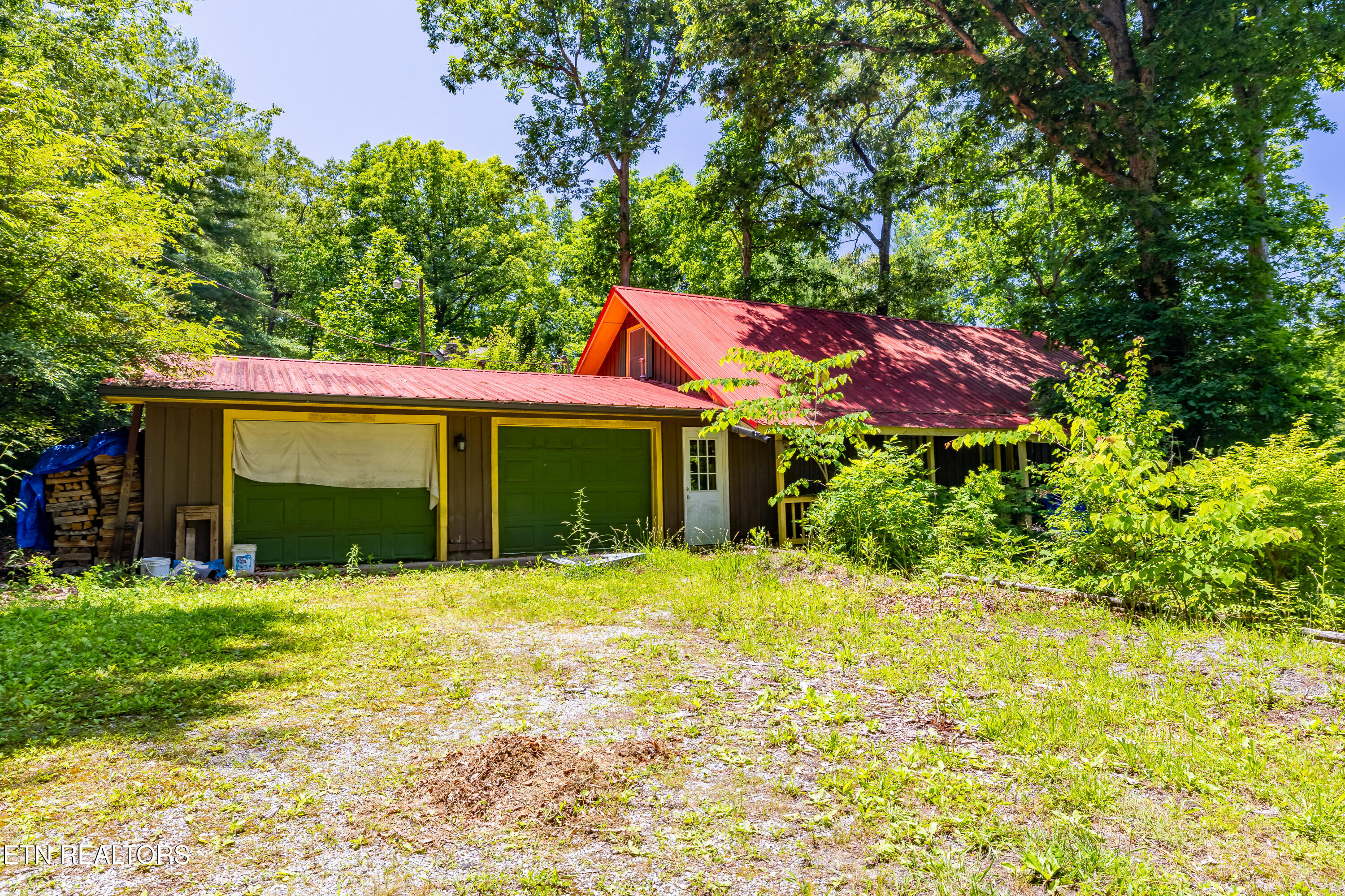 5940 Flats Road Tallassee TN 37878