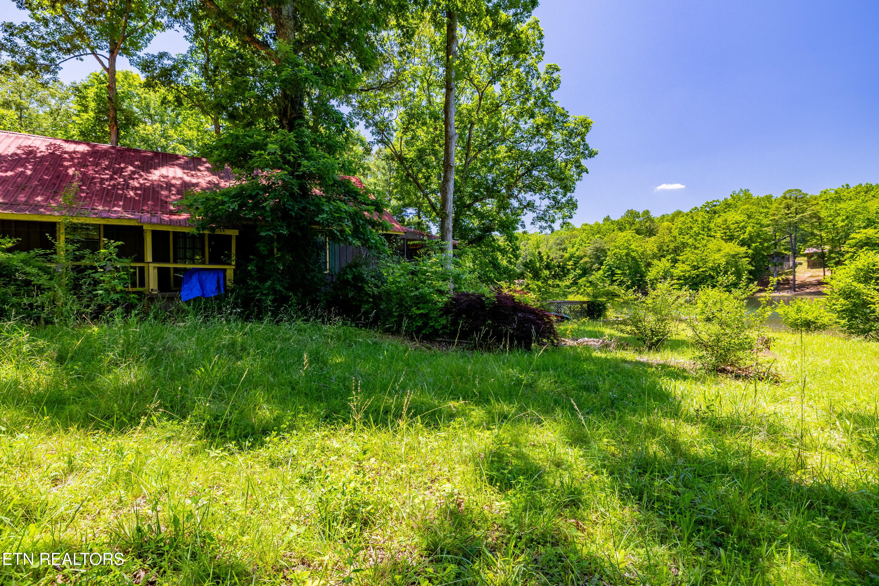 5940 Flats Road Tallassee TN 37878