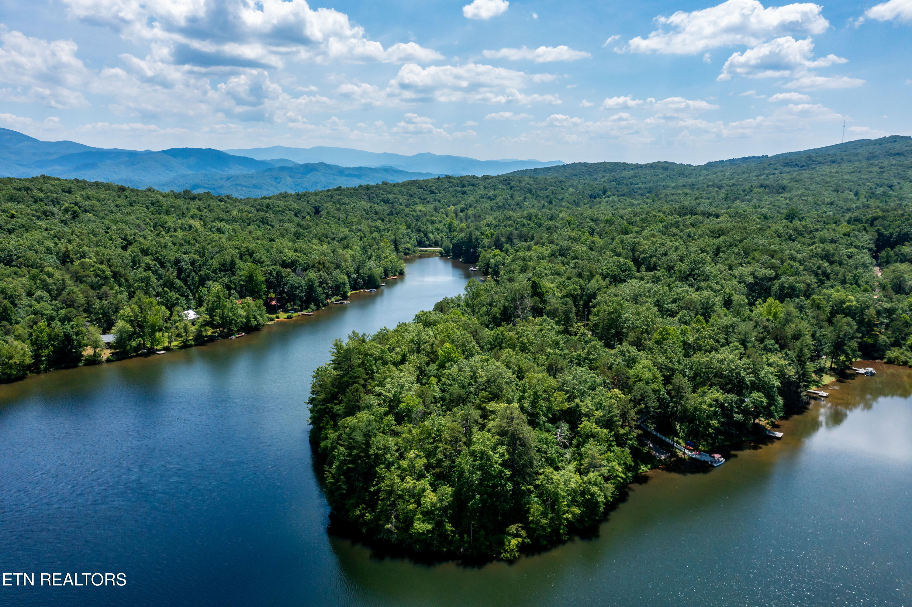 5940 Flats Road Tallassee TN 37878